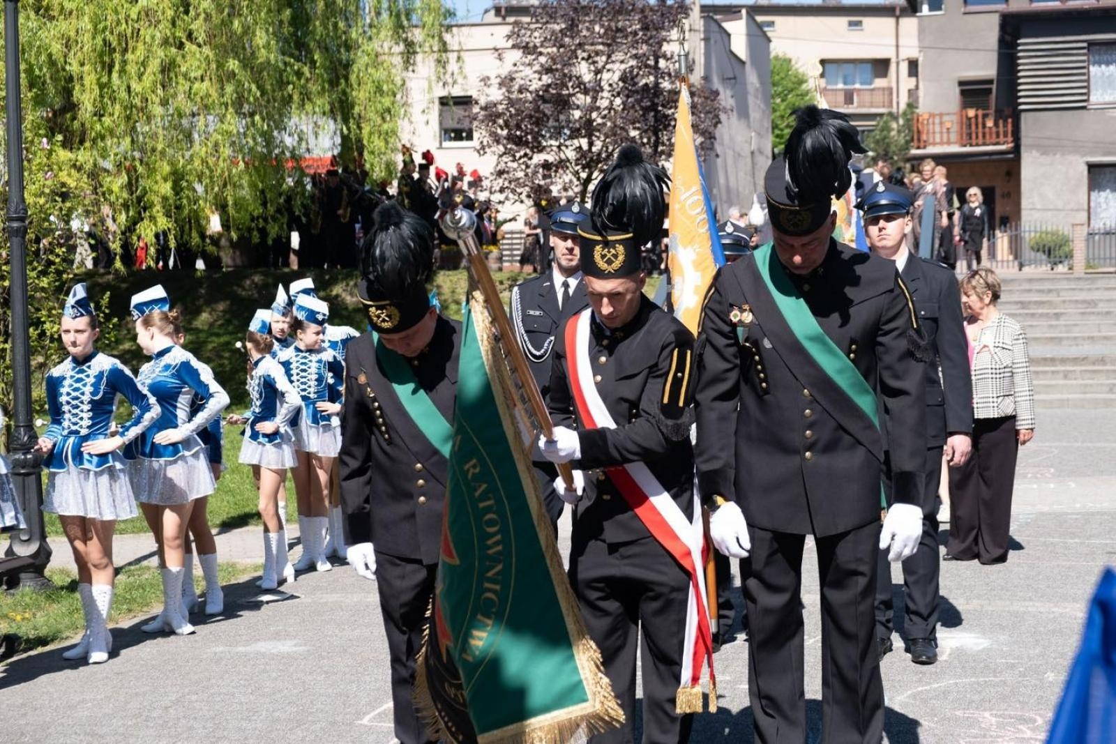 Zdjęcie w galerii na portalu naszwodzislaw.com: Obchody Święta Konstytucji 3 Maja w Radlinie. Wspólna pamięć i uroczystości patriotyczne wiadomości z regionu