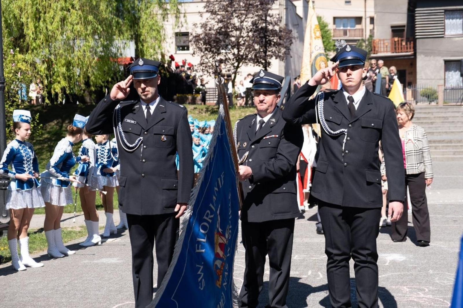 Zdjęcie w galerii na portalu naszwodzislaw.com: Obchody Święta Konstytucji 3 Maja w Radlinie. Wspólna pamięć i uroczystości patriotyczne wiadomości z regionu