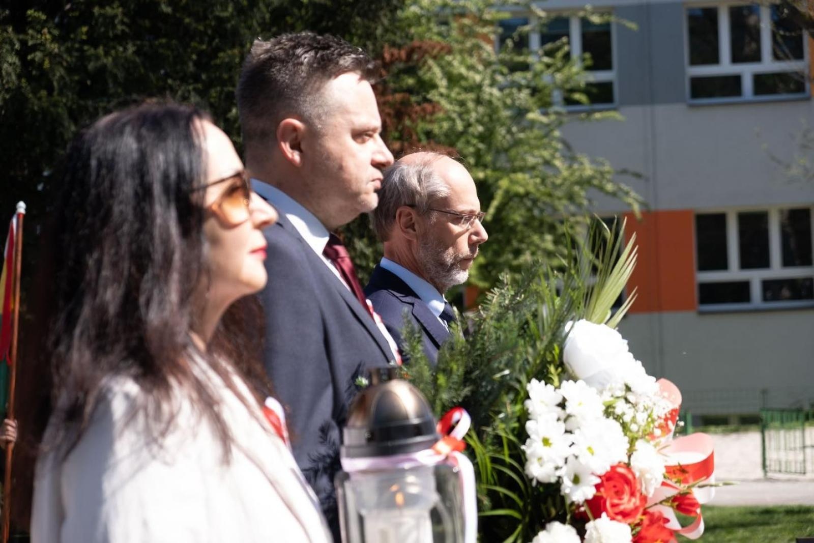 Zdjęcie w galerii na portalu naszwodzislaw.com: Obchody Święta Konstytucji 3 Maja w Radlinie. Wspólna pamięć i uroczystości patriotyczne wiadomości z regionu