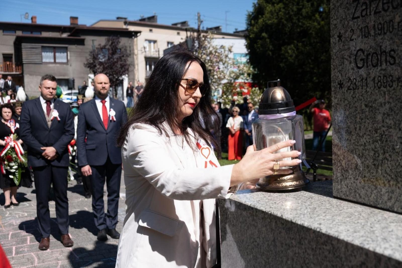 Zdjęcie w galerii na portalu naszwodzislaw.com: Obchody Święta Konstytucji 3 Maja w Radlinie. Wspólna pamięć i uroczystości patriotyczne wiadomości z regionu