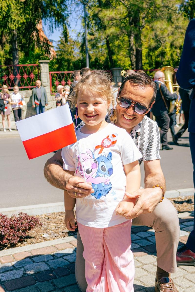 Zdjęcie w galerii na portalu naszwodzislaw.com: Wodzisław Śląski pamięta o Konstytucji 3 Maja. Uroczystości z udziałem mieszkańców i władz wiadomości z regionu