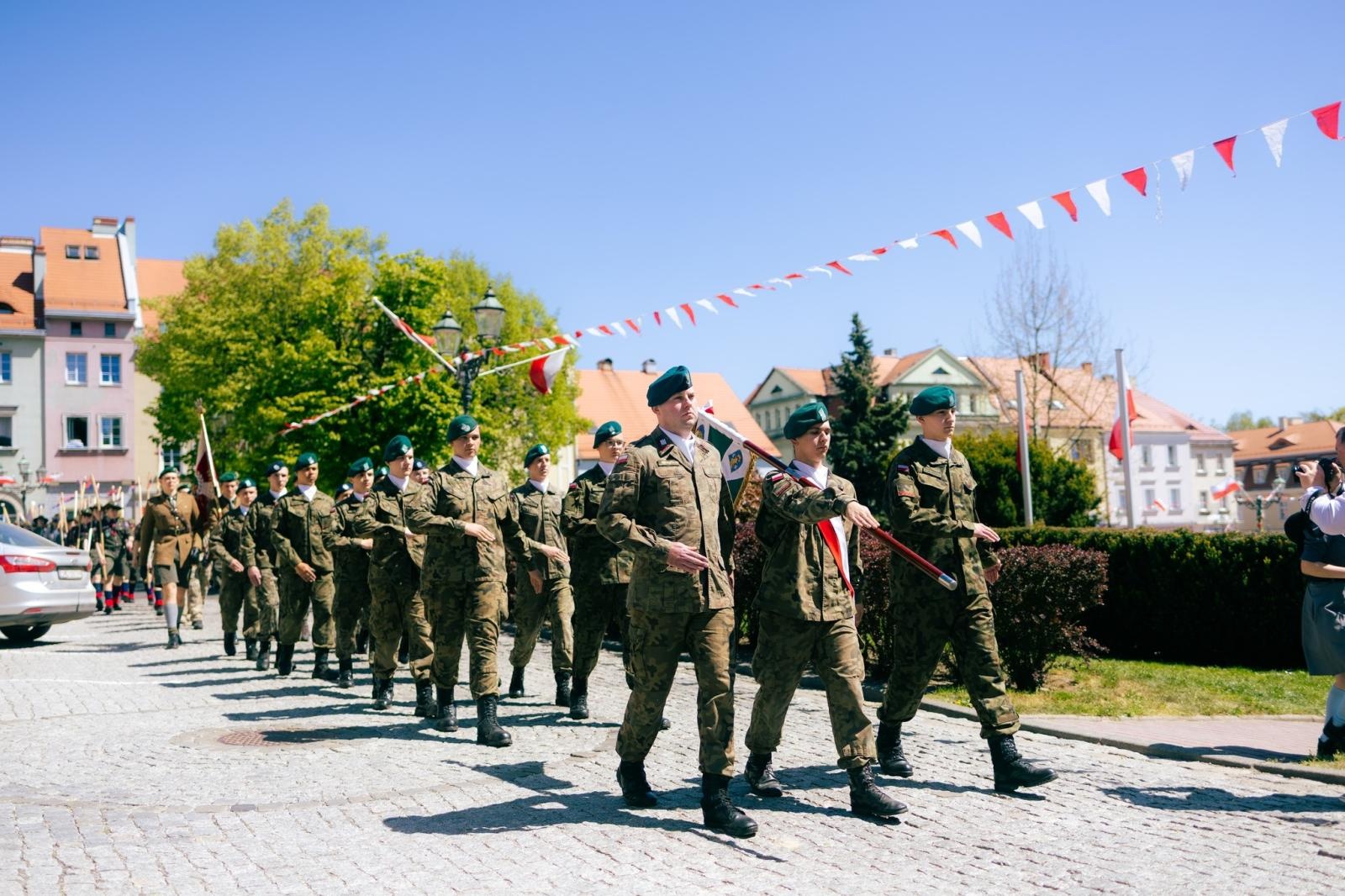 Zdjęcie w galerii na portalu naszwodzislaw.com: Wodzisław Śląski pamięta o Konstytucji 3 Maja. Uroczystości z udziałem mieszkańców i władz wiadomości z regionu