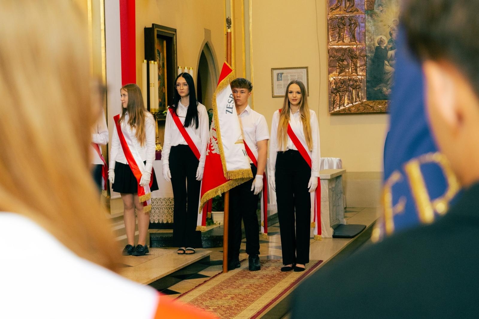 Zdjęcie w galerii na portalu naszwodzislaw.com: Wodzisław Śląski pamięta o Konstytucji 3 Maja. Uroczystości z udziałem mieszkańców i władz wiadomości z regionu