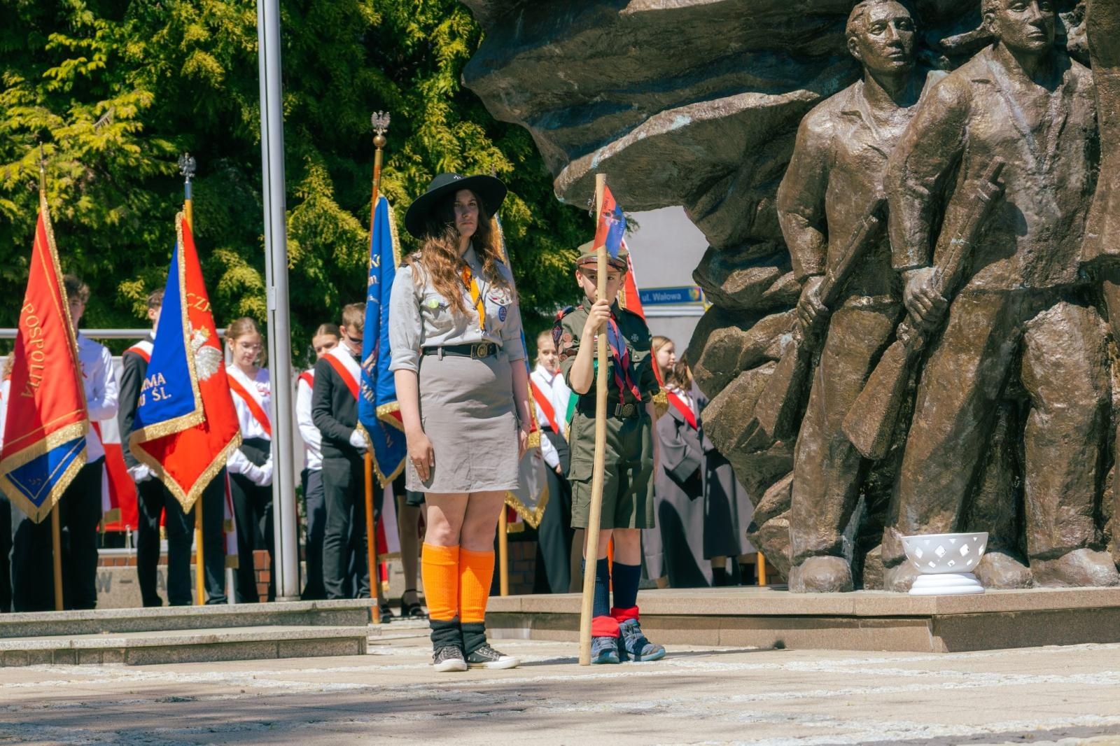 Zdjęcie w galerii na portalu naszwodzislaw.com: Wodzisław Śląski pamięta o Konstytucji 3 Maja. Uroczystości z udziałem mieszkańców i władz wiadomości z regionu