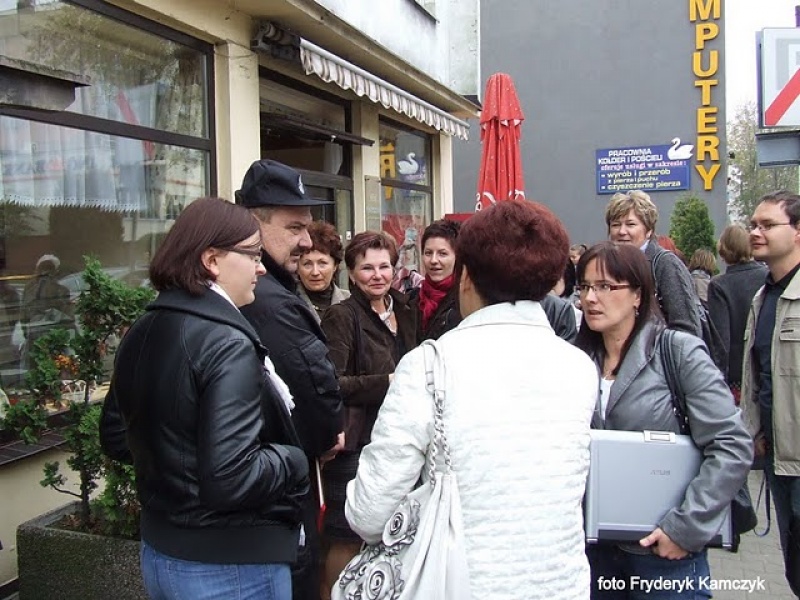 Zdjęcie w galerii na portalu naszwodzislaw.com: Pożar w MOPSie. Ewakuowali ludzi wiadomości z regionu