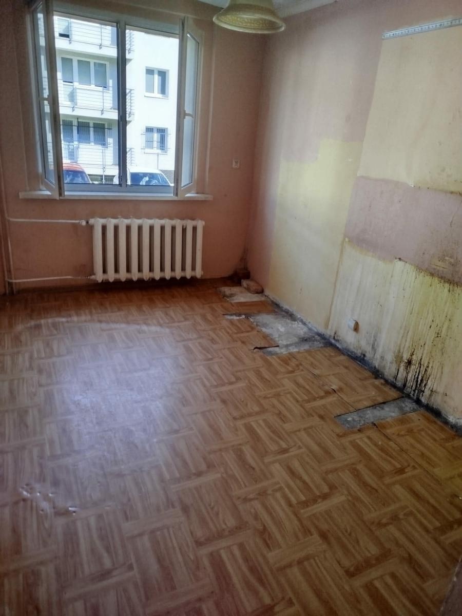 Zdjęcie w galerii na portalu naszwodzislaw.com: Skandal mieszkaniowy w Wodzisławiu Śląskim. Lokal dla niepełnosprawnego w stanie ruiny wiadomości z regionu
