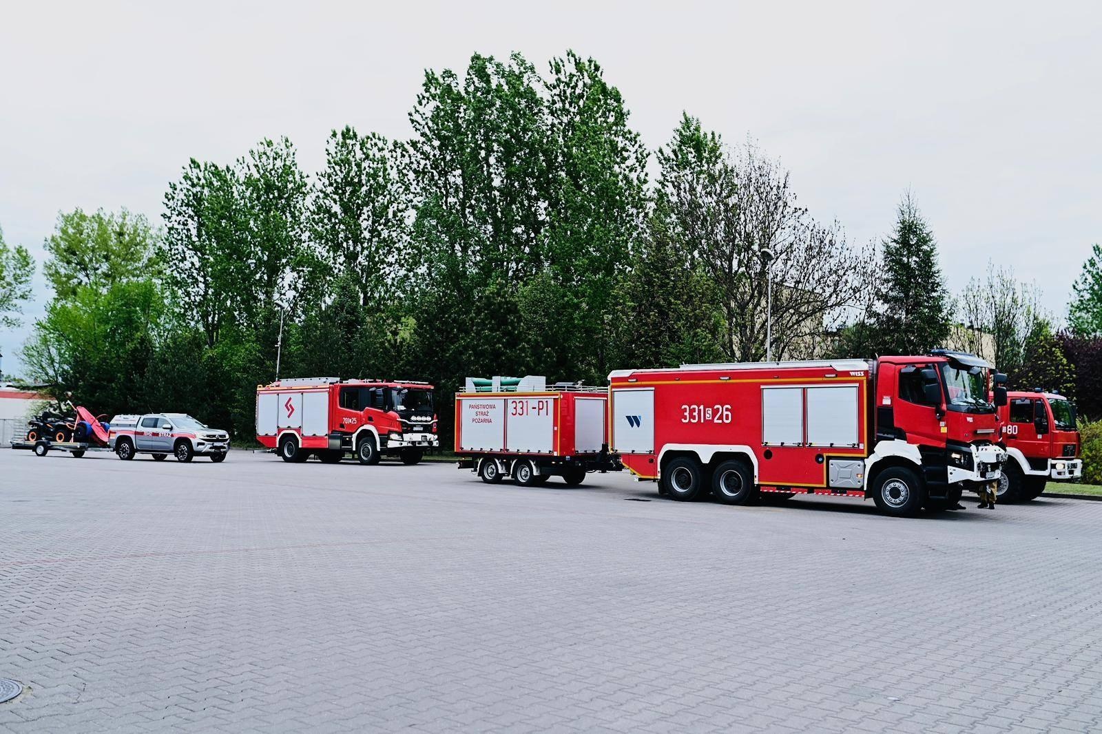 Zdjęcie w galerii na portalu naszwodzislaw.com: Strażacy z regionu jadą ratować Puszczę Solską. Śląska kompania w drodze na Lubelszczyznę wiadomości z regionu