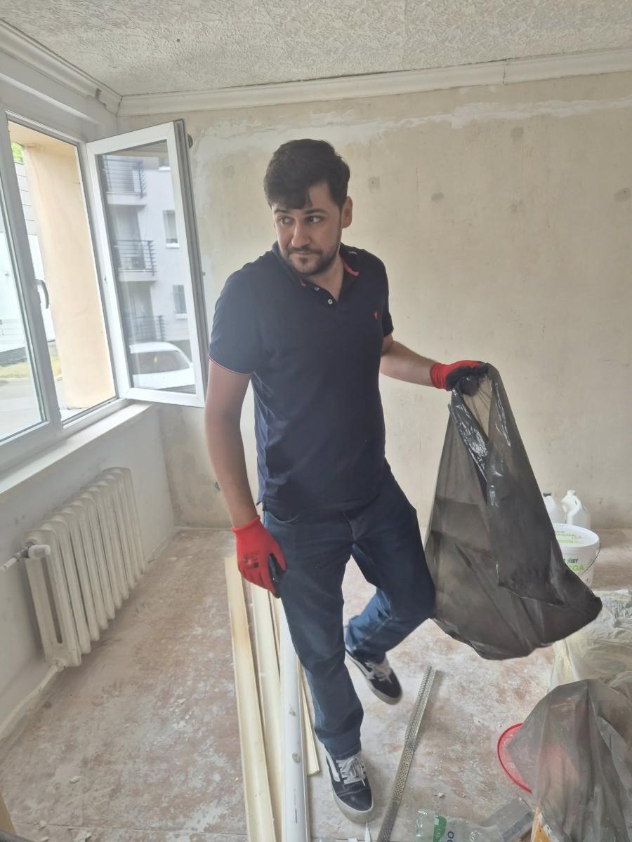 Zdjęcie w galerii na portalu naszwodzislaw.com: Bez tej afery nikt by się o tym nie dowiedział. Wodzisławianie remontują mieszkanie dla Kuby wiadomości z regionu
