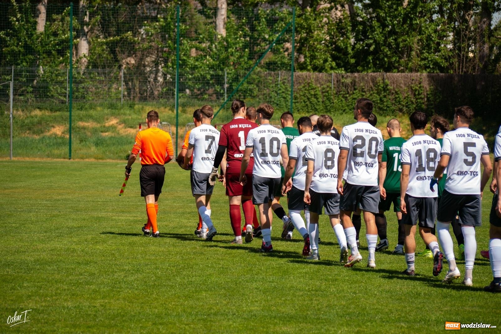 Zdjęcie w galerii na portalu naszwodzislaw.com: Gol w 88. minucie uratował Nędzę. Syrynia wypuściła zwycięstwo z rąk [FOTO] wiadomości z regionu