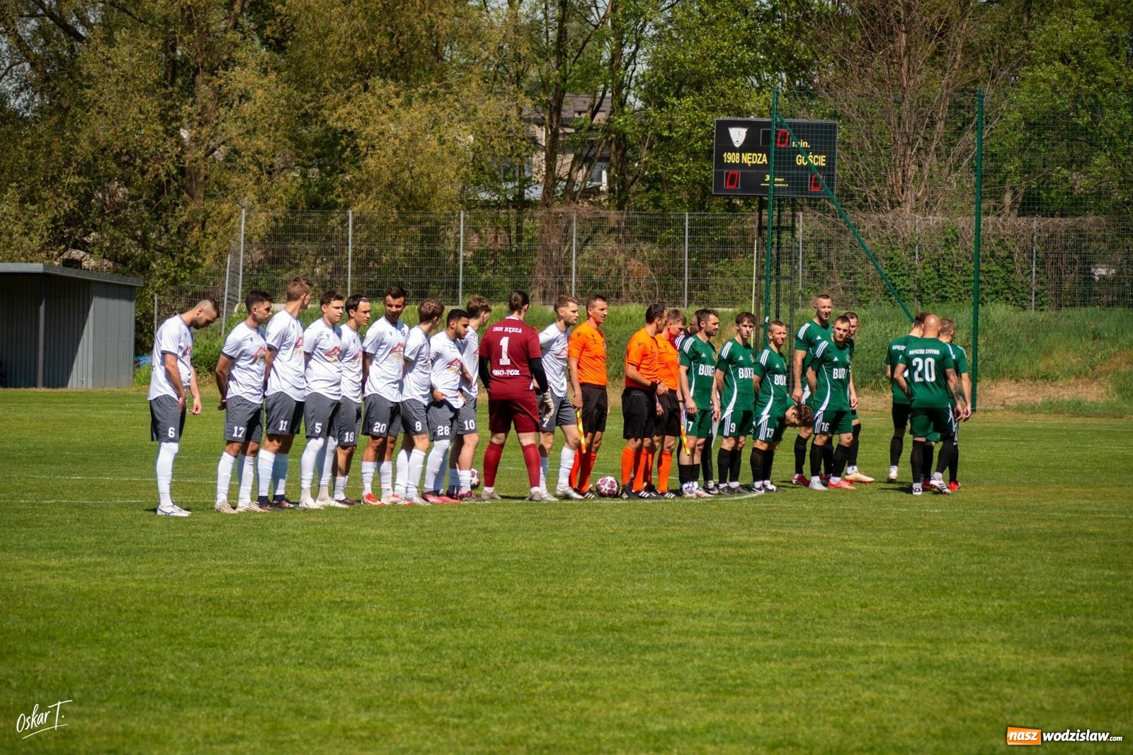 Zdjęcie w galerii na portalu naszwodzislaw.com: Gol w 88. minucie uratował Nędzę. Syrynia wypuściła zwycięstwo z rąk [FOTO] wiadomości z regionu