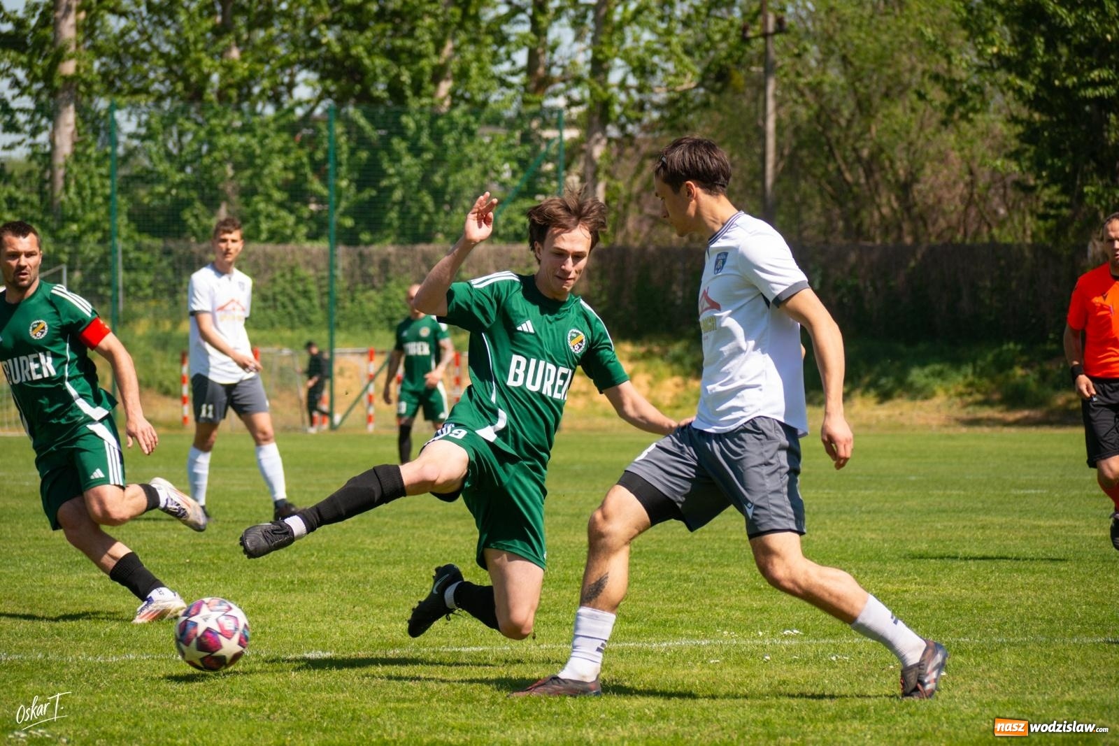 Zdjęcie w galerii na portalu naszwodzislaw.com: Gol w 88. minucie uratował Nędzę. Syrynia wypuściła zwycięstwo z rąk [FOTO] wiadomości z regionu