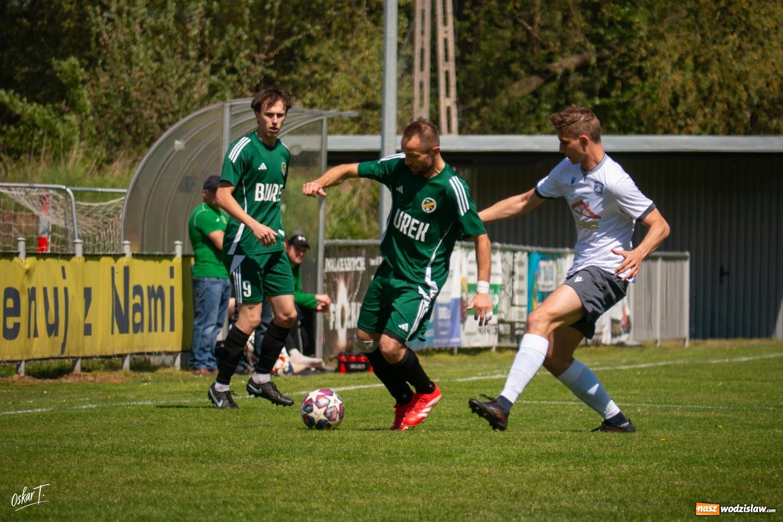 Zdjęcie w galerii na portalu naszwodzislaw.com: Gol w 88. minucie uratował Nędzę. Syrynia wypuściła zwycięstwo z rąk [FOTO] wiadomości z regionu