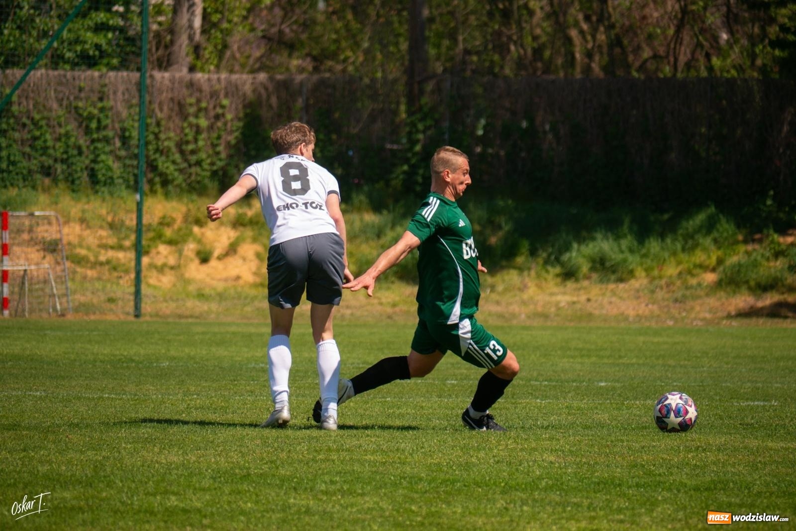 Zdjęcie w galerii na portalu naszwodzislaw.com: Gol w 88. minucie uratował Nędzę. Syrynia wypuściła zwycięstwo z rąk [FOTO] wiadomości z regionu