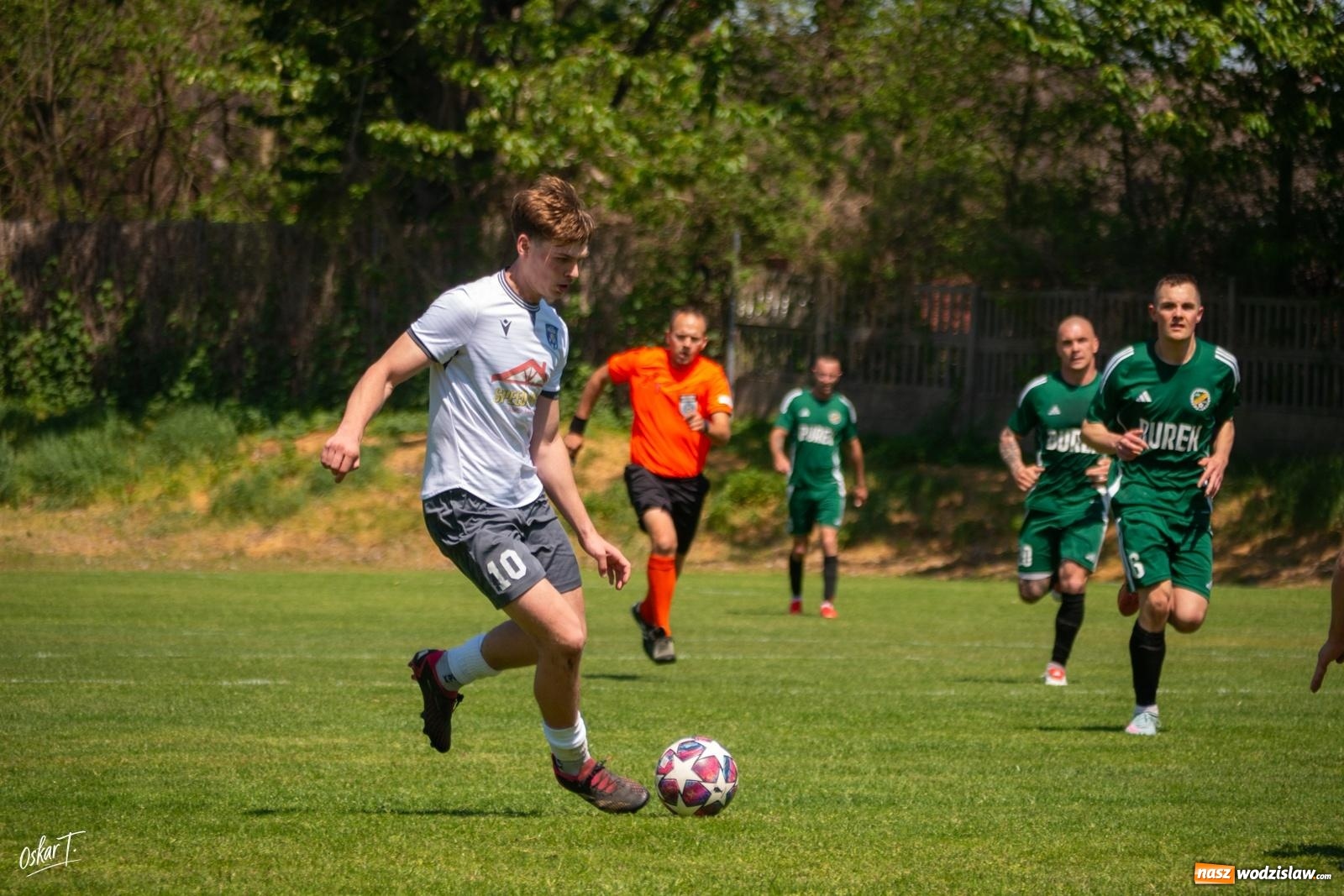 Zdjęcie w galerii na portalu naszwodzislaw.com: Gol w 88. minucie uratował Nędzę. Syrynia wypuściła zwycięstwo z rąk [FOTO] wiadomości z regionu