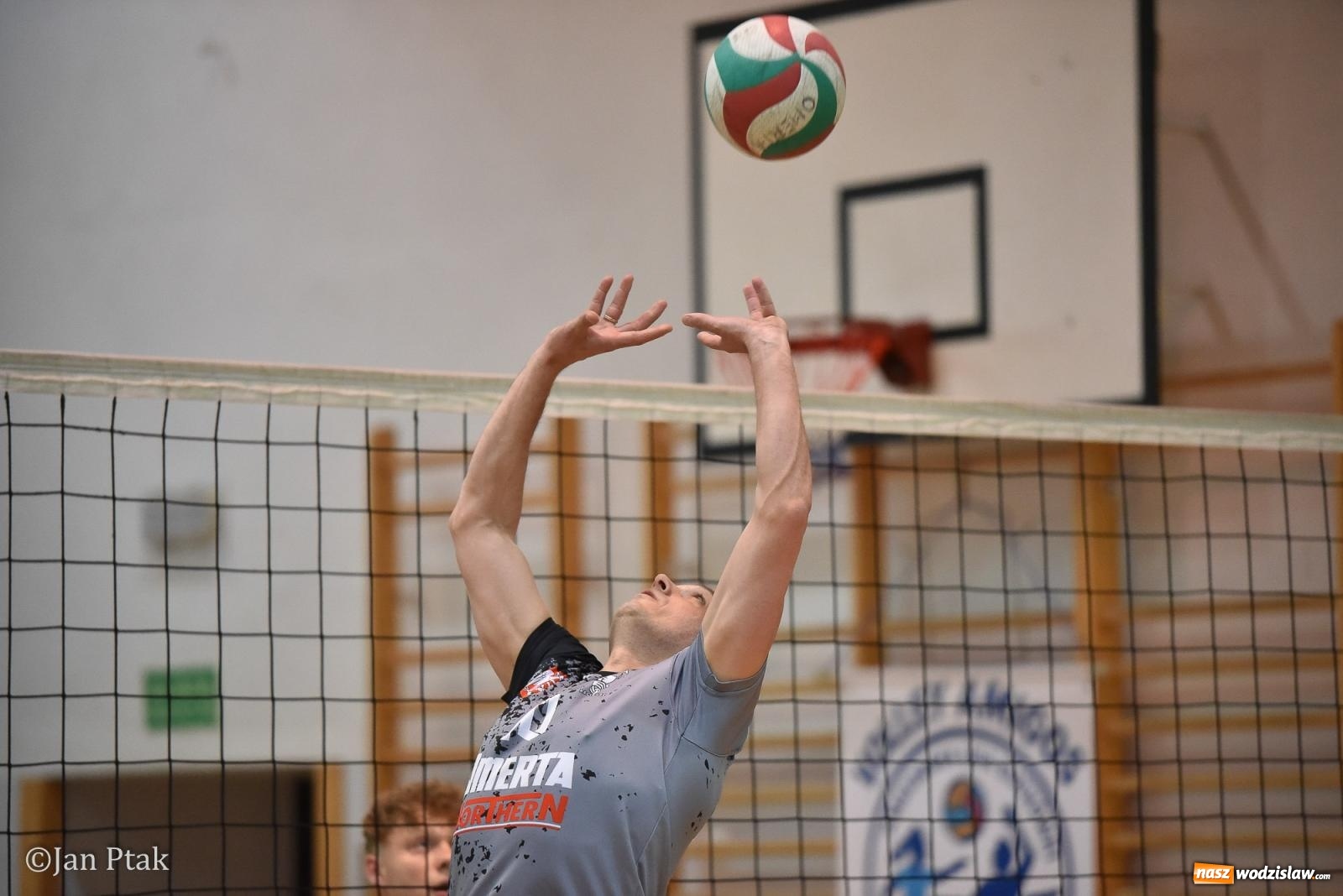 Zdjęcie w galerii na portalu naszwodzislaw.com: Omerta lepsza w sezonie, Pszów lepszy w finale. Wielkie emocje w ALS Volley Amigos 35 [FOTO] wiadomości z regionu