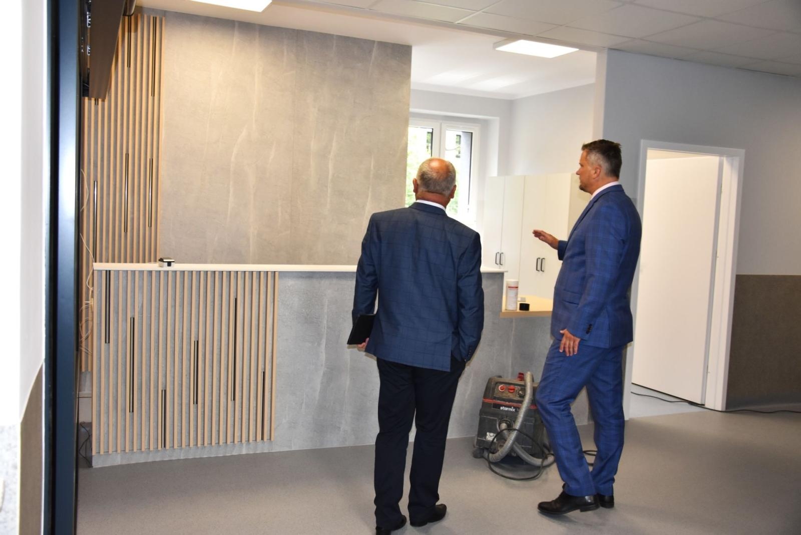 Zdjęcie w galerii na portalu naszwodzislaw.com: Pacjenci odczują dużą zmianę. Modernizacja Izby Przyjęć na finiszu wiadomości z regionu