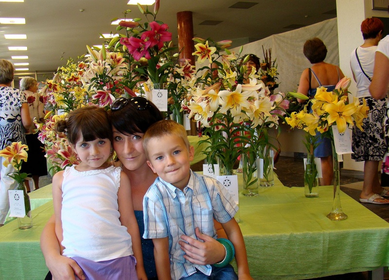 Zdjęcie w galerii na portalu naszwodzislaw.com: W mieście brakuje kwiatów? wiadomości z regionu