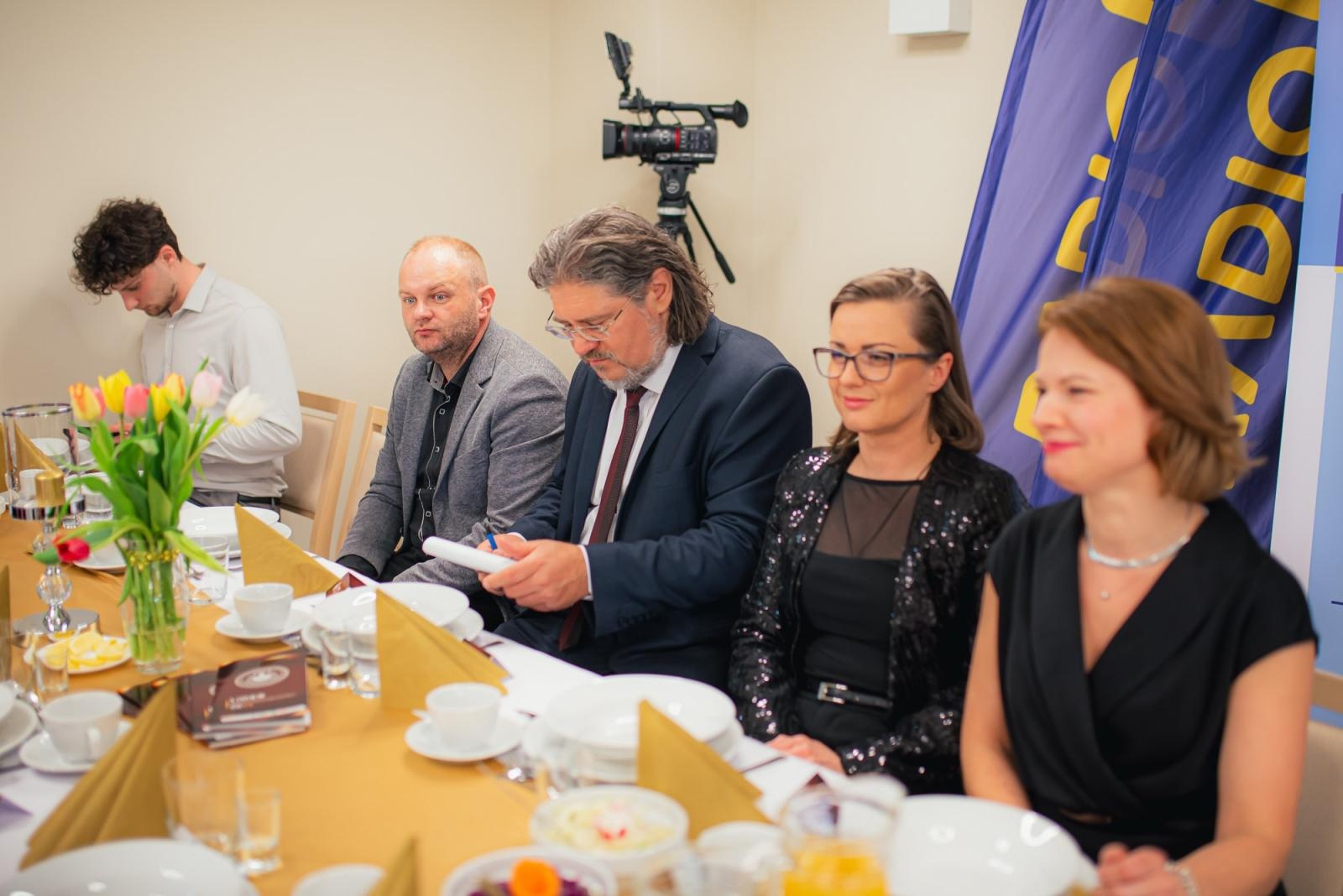 Zdjęcie w galerii na portalu naszwodzislaw.com: Liderzy przedsiębiorczości uhonorowani. Te firmy wyznaczają kierunek rozwoju regionu [FOTO] wiadomości z regionu