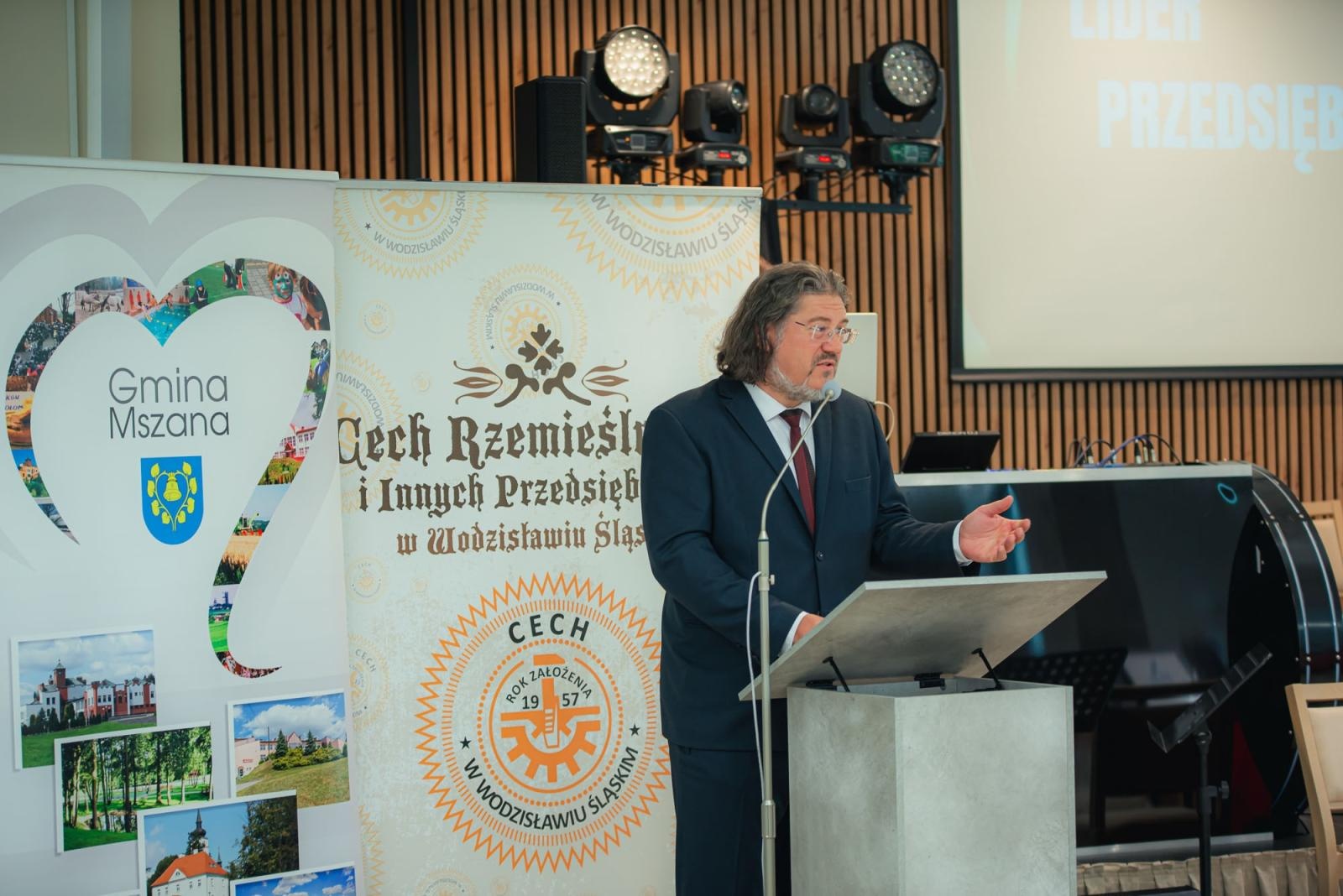 Zdjęcie w galerii na portalu naszwodzislaw.com: Liderzy przedsiębiorczości uhonorowani. Te firmy wyznaczają kierunek rozwoju regionu [FOTO] wiadomości z regionu