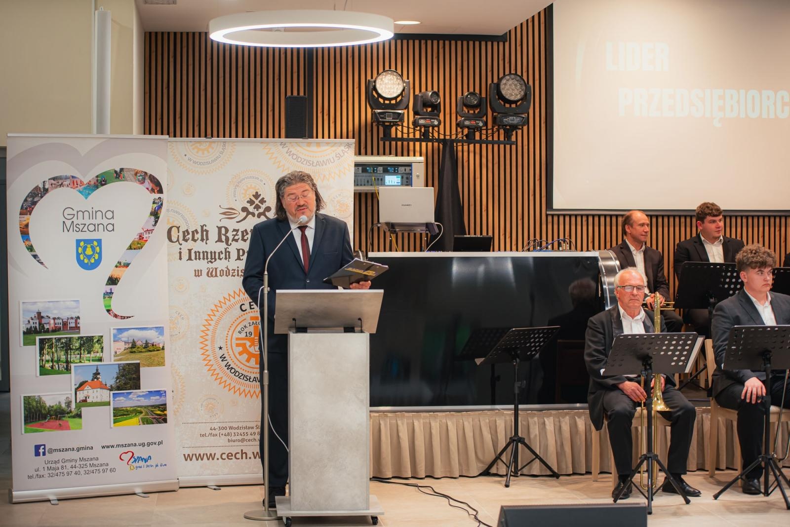 Zdjęcie w galerii na portalu naszwodzislaw.com: Liderzy przedsiębiorczości uhonorowani. Te firmy wyznaczają kierunek rozwoju regionu [FOTO] wiadomości z regionu