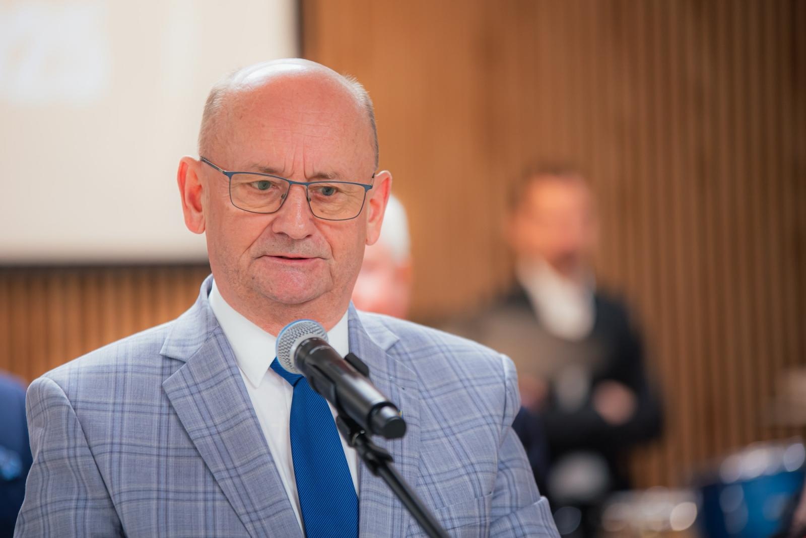 Zdjęcie w galerii na portalu naszwodzislaw.com: Liderzy przedsiębiorczości uhonorowani. Te firmy wyznaczają kierunek rozwoju regionu [FOTO] wiadomości z regionu