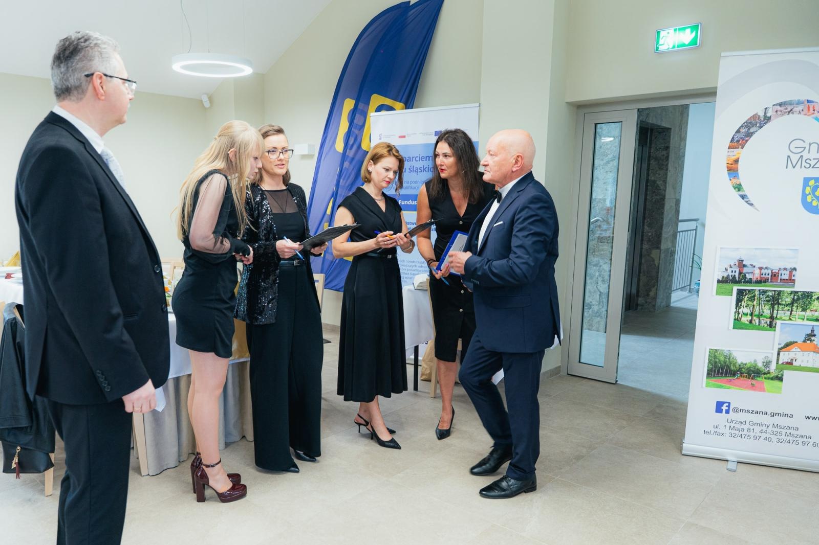 Zdjęcie w galerii na portalu naszwodzislaw.com: Liderzy przedsiębiorczości uhonorowani. Te firmy wyznaczają kierunek rozwoju regionu [FOTO] wiadomości z regionu