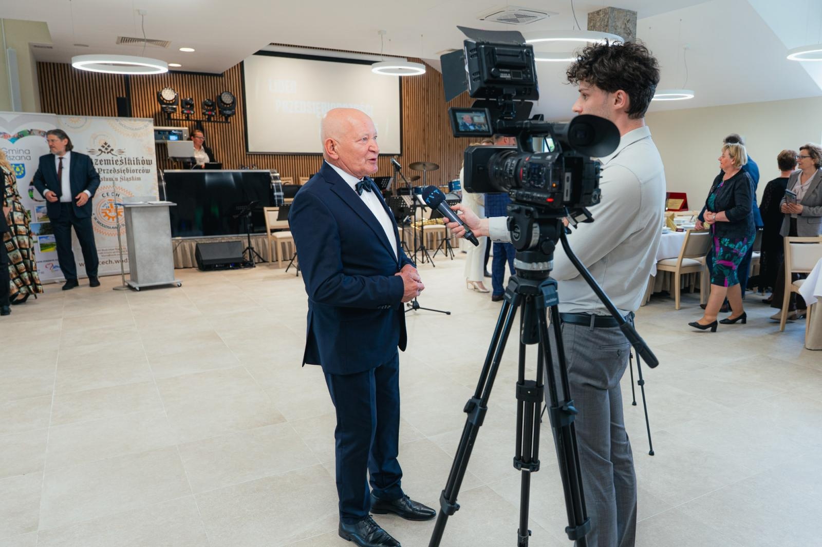 Zdjęcie w galerii na portalu naszwodzislaw.com: Liderzy przedsiębiorczości uhonorowani. Te firmy wyznaczają kierunek rozwoju regionu [FOTO] wiadomości z regionu