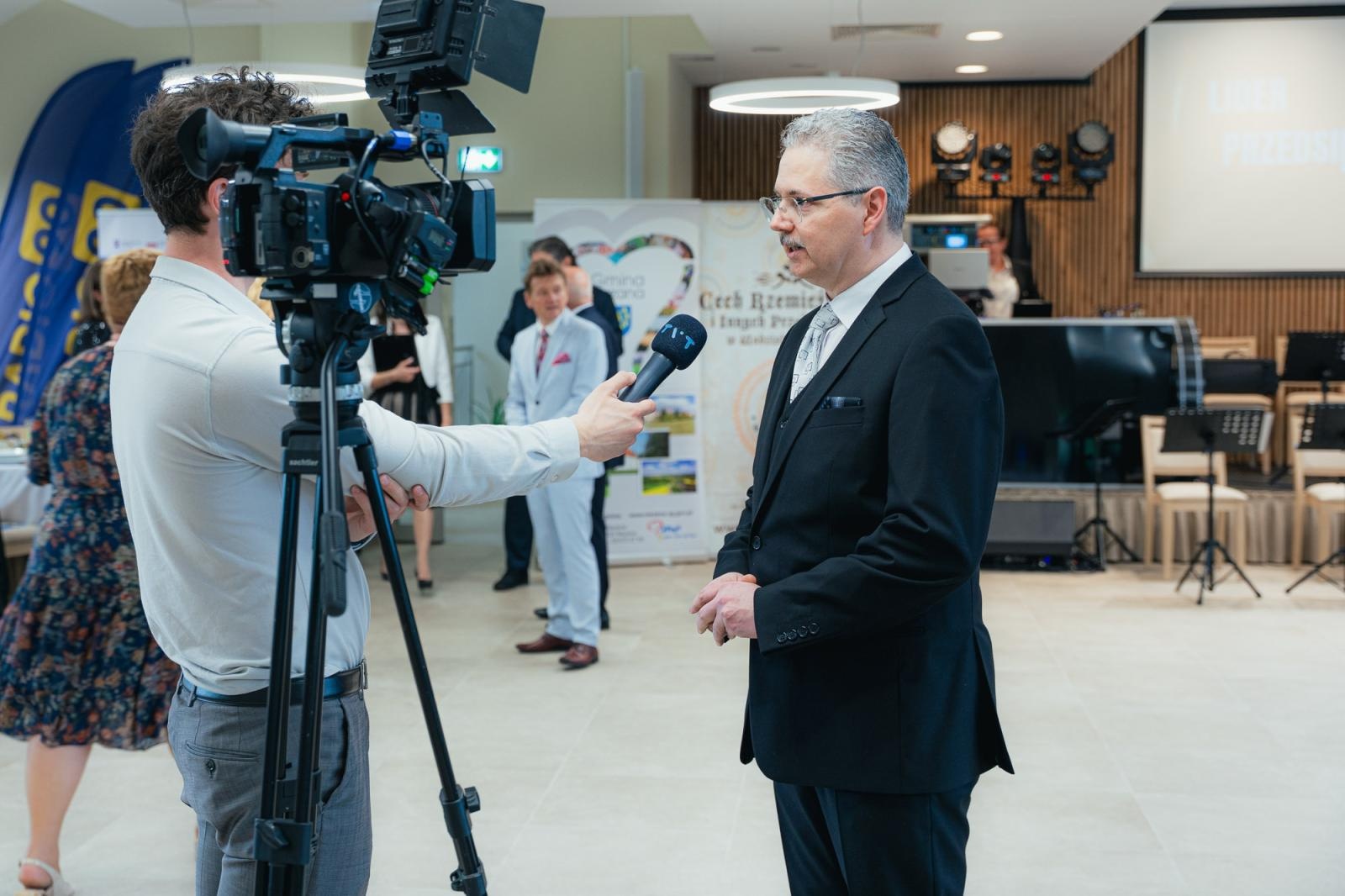 Zdjęcie w galerii na portalu naszwodzislaw.com: Liderzy przedsiębiorczości uhonorowani. Te firmy wyznaczają kierunek rozwoju regionu [FOTO] wiadomości z regionu