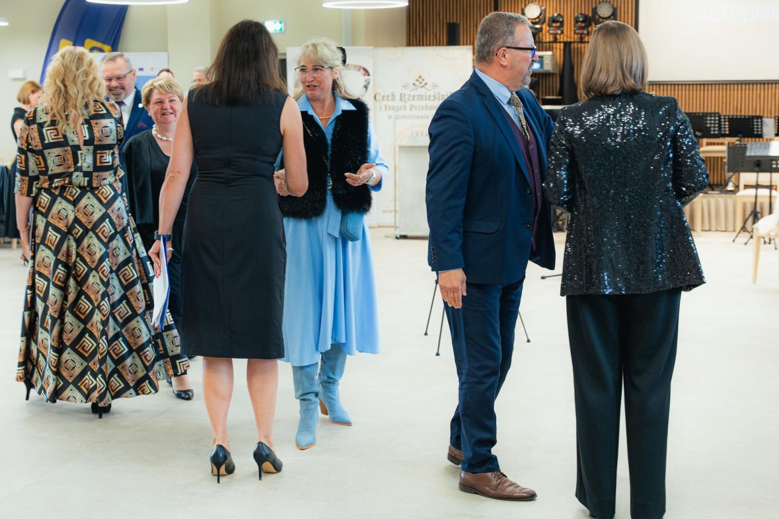 Zdjęcie w galerii na portalu naszwodzislaw.com: Liderzy przedsiębiorczości uhonorowani. Te firmy wyznaczają kierunek rozwoju regionu [FOTO] wiadomości z regionu