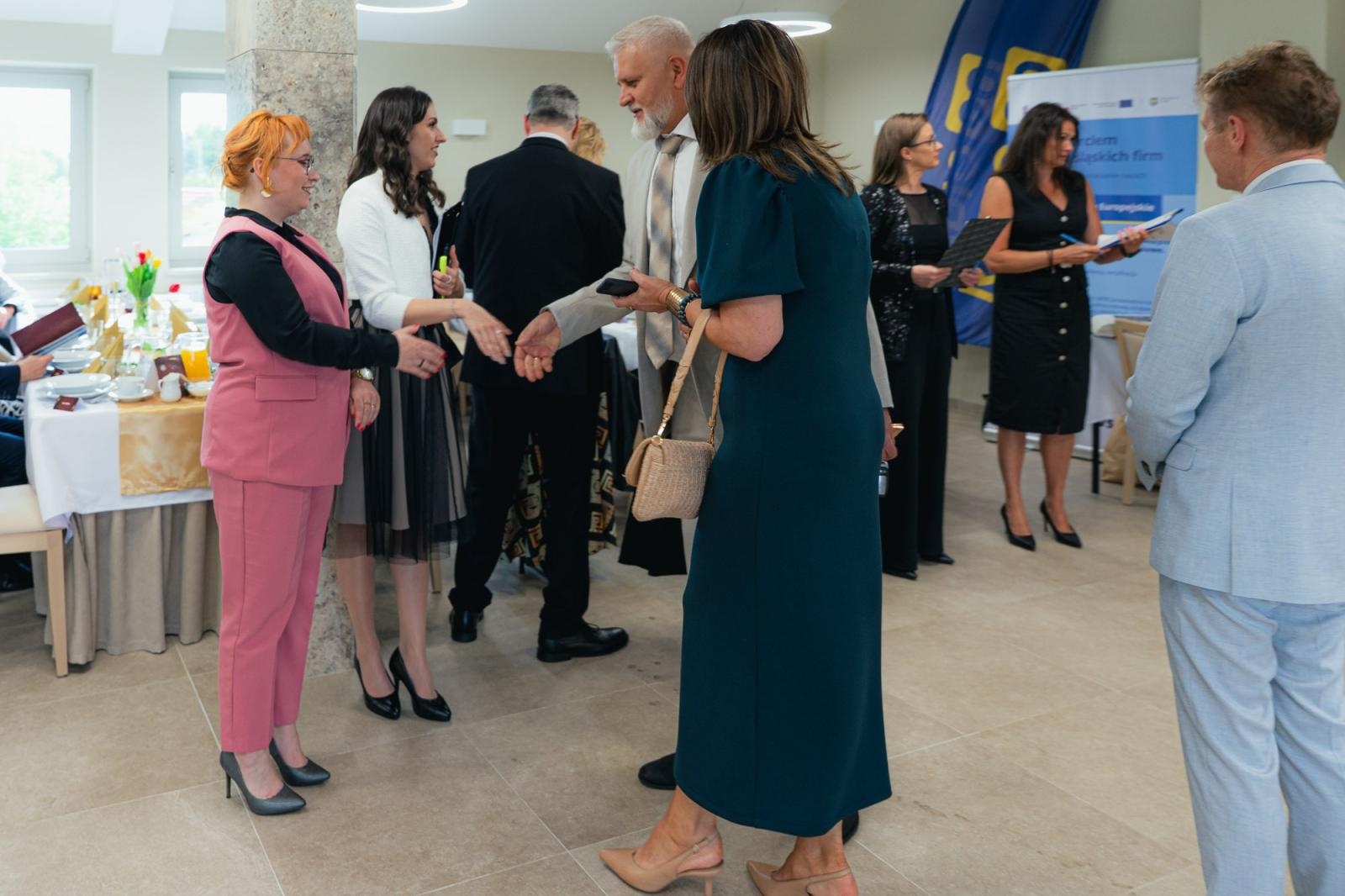 Zdjęcie w galerii na portalu naszwodzislaw.com: Liderzy przedsiębiorczości uhonorowani. Te firmy wyznaczają kierunek rozwoju regionu [FOTO] wiadomości z regionu