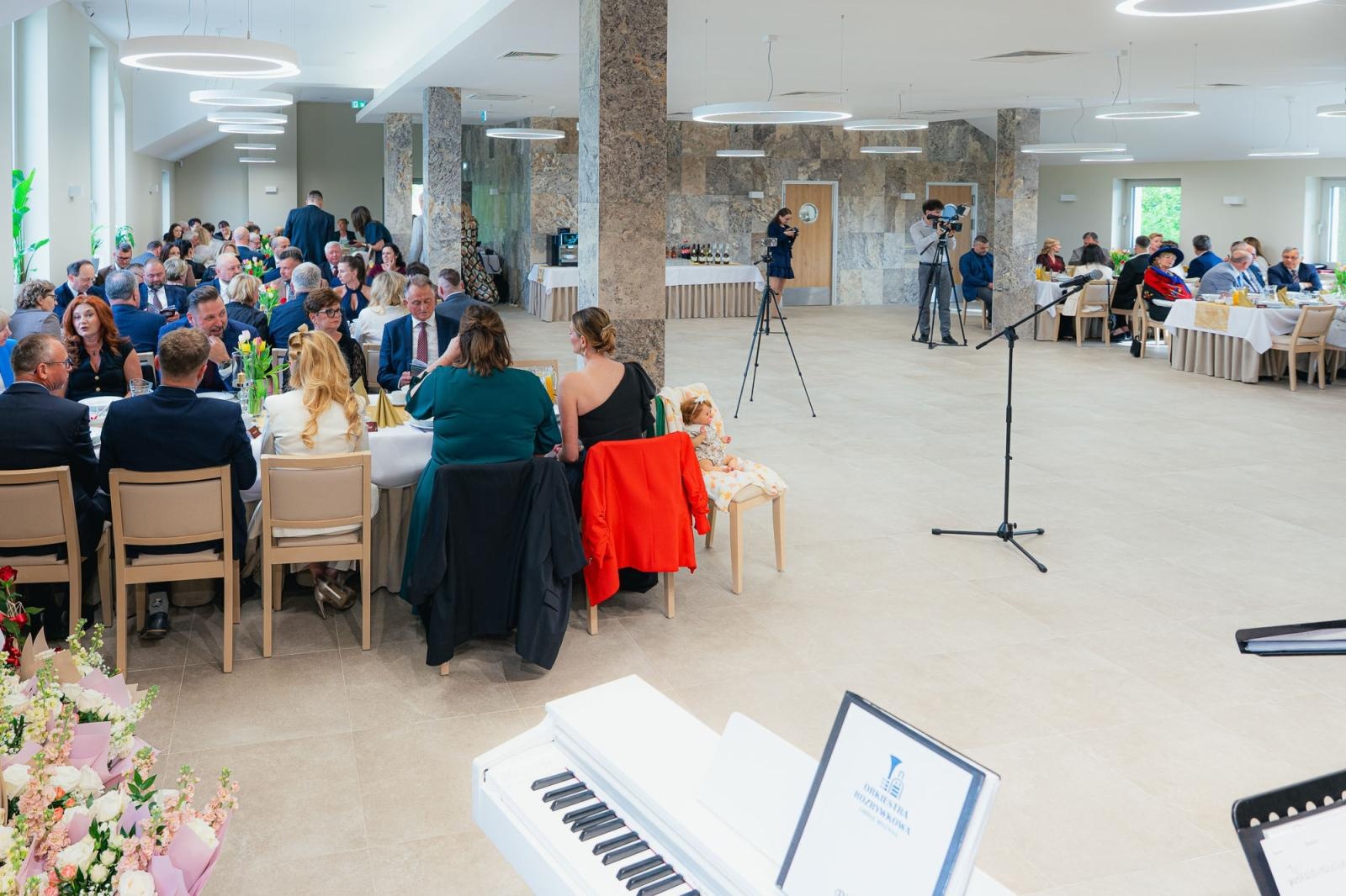 Zdjęcie w galerii na portalu naszwodzislaw.com: Liderzy przedsiębiorczości uhonorowani. Te firmy wyznaczają kierunek rozwoju regionu [FOTO] wiadomości z regionu