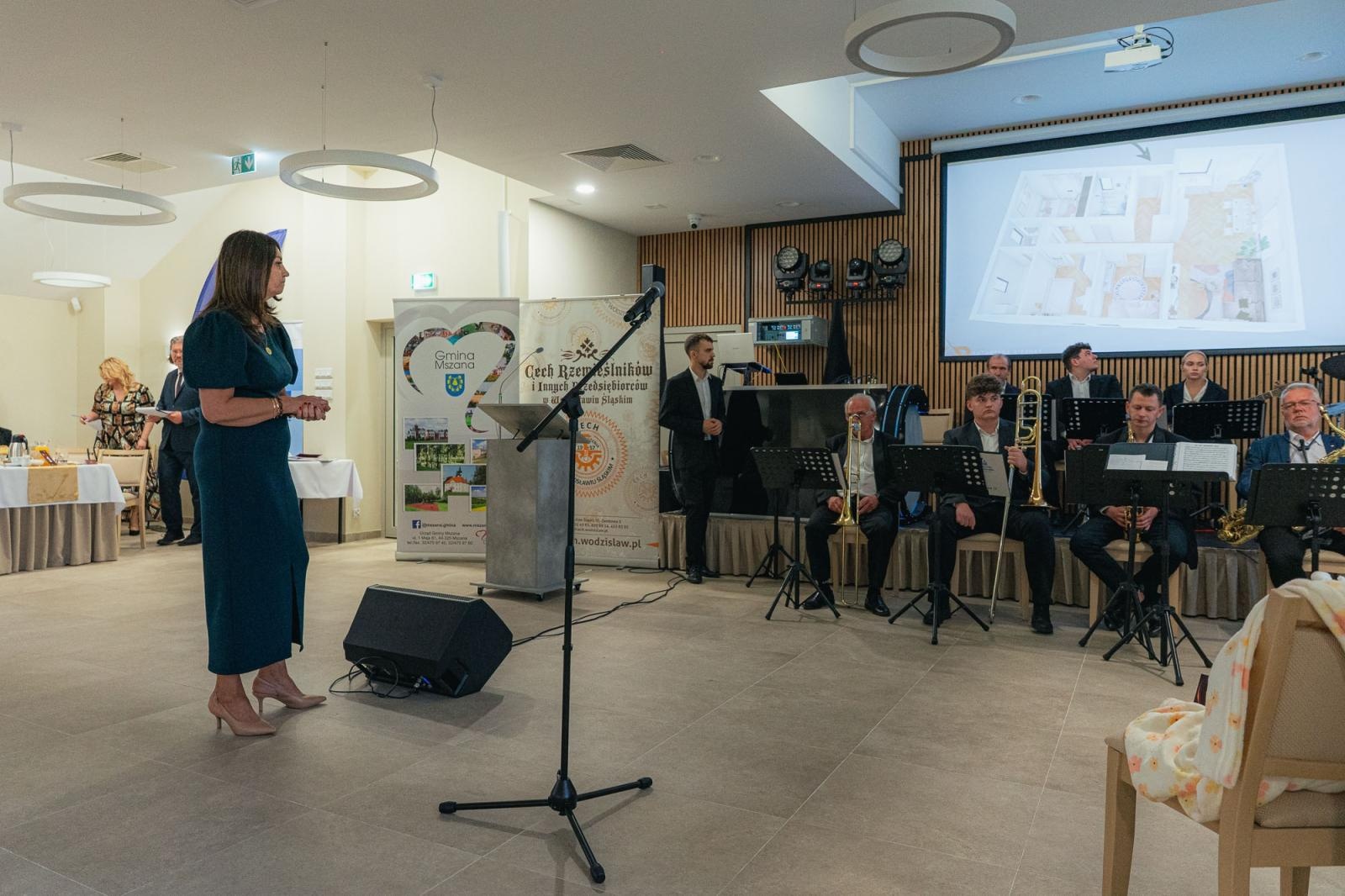 Zdjęcie w galerii na portalu naszwodzislaw.com: Liderzy przedsiębiorczości uhonorowani. Te firmy wyznaczają kierunek rozwoju regionu [FOTO] wiadomości z regionu