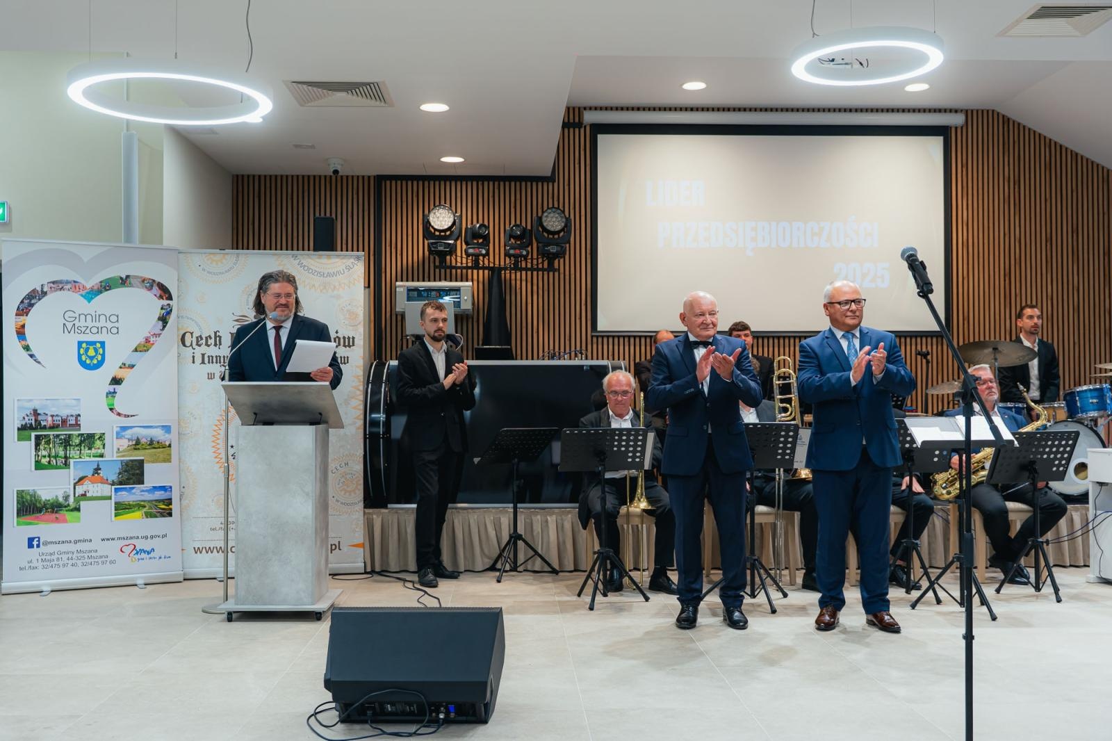 Zdjęcie w galerii na portalu naszwodzislaw.com: Liderzy przedsiębiorczości uhonorowani. Te firmy wyznaczają kierunek rozwoju regionu [FOTO] wiadomości z regionu