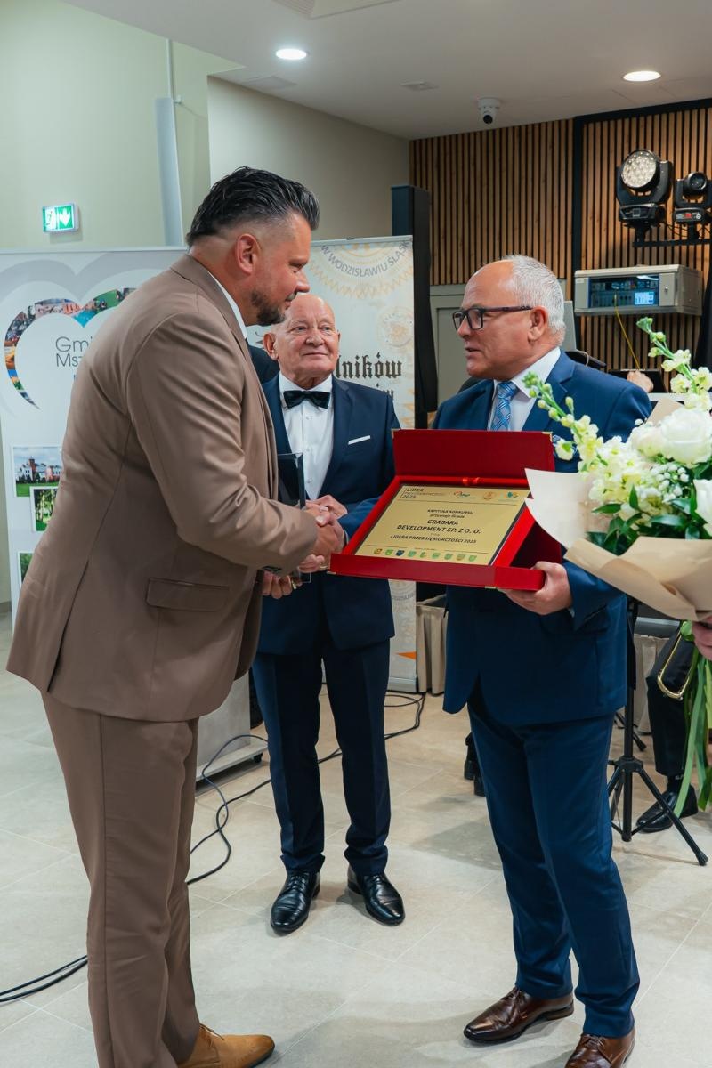 Zdjęcie w galerii na portalu naszwodzislaw.com: Liderzy przedsiębiorczości uhonorowani. Te firmy wyznaczają kierunek rozwoju regionu [FOTO] wiadomości z regionu
