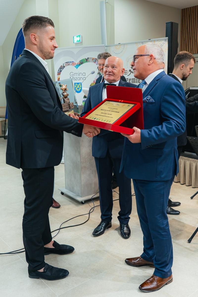 Zdjęcie w galerii na portalu naszwodzislaw.com: Liderzy przedsiębiorczości uhonorowani. Te firmy wyznaczają kierunek rozwoju regionu [FOTO] wiadomości z regionu