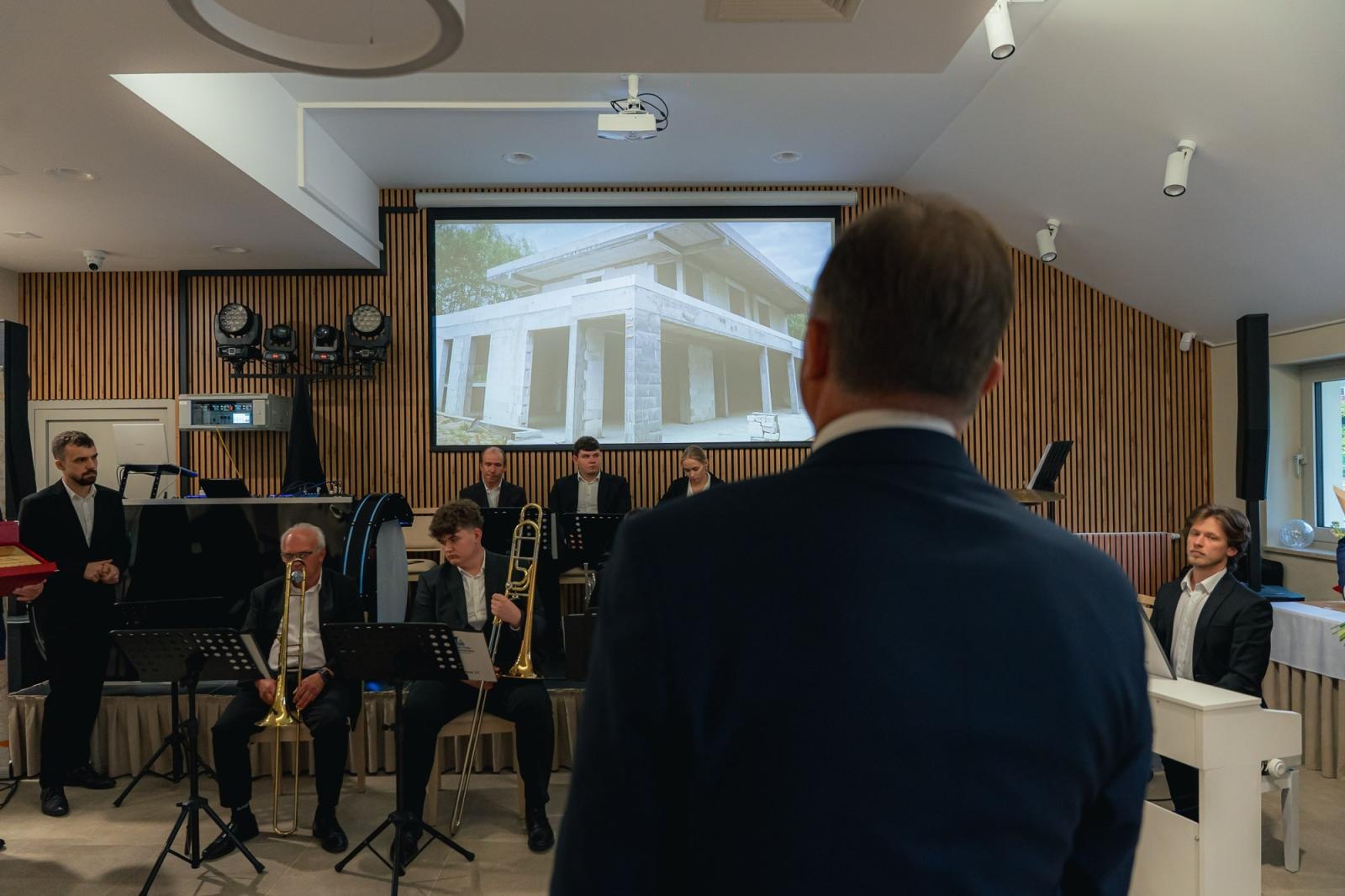 Zdjęcie w galerii na portalu naszwodzislaw.com: Liderzy przedsiębiorczości uhonorowani. Te firmy wyznaczają kierunek rozwoju regionu [FOTO] wiadomości z regionu