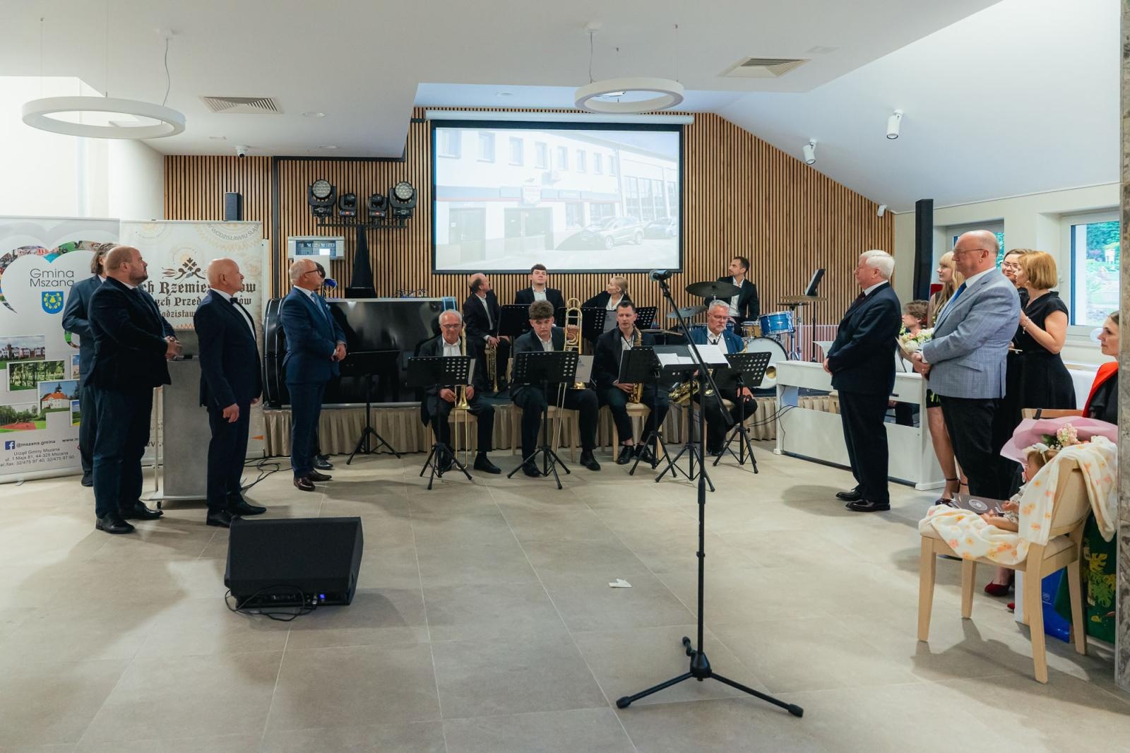 Zdjęcie w galerii na portalu naszwodzislaw.com: Liderzy przedsiębiorczości uhonorowani. Te firmy wyznaczają kierunek rozwoju regionu [FOTO] wiadomości z regionu