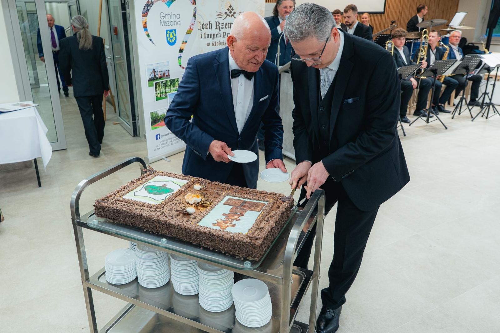 Zdjęcie w galerii na portalu naszwodzislaw.com: Liderzy przedsiębiorczości uhonorowani. Te firmy wyznaczają kierunek rozwoju regionu [FOTO] wiadomości z regionu