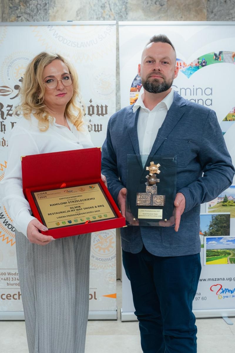 Zdjęcie w galerii na portalu naszwodzislaw.com: Liderzy przedsiębiorczości uhonorowani. Te firmy wyznaczają kierunek rozwoju regionu [FOTO] wiadomości z regionu