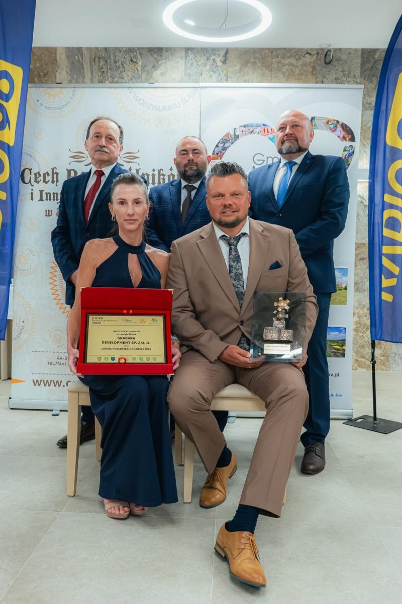 Zdjęcie w galerii na portalu naszwodzislaw.com: Liderzy przedsiębiorczości uhonorowani. Te firmy wyznaczają kierunek rozwoju regionu [FOTO] wiadomości z regionu