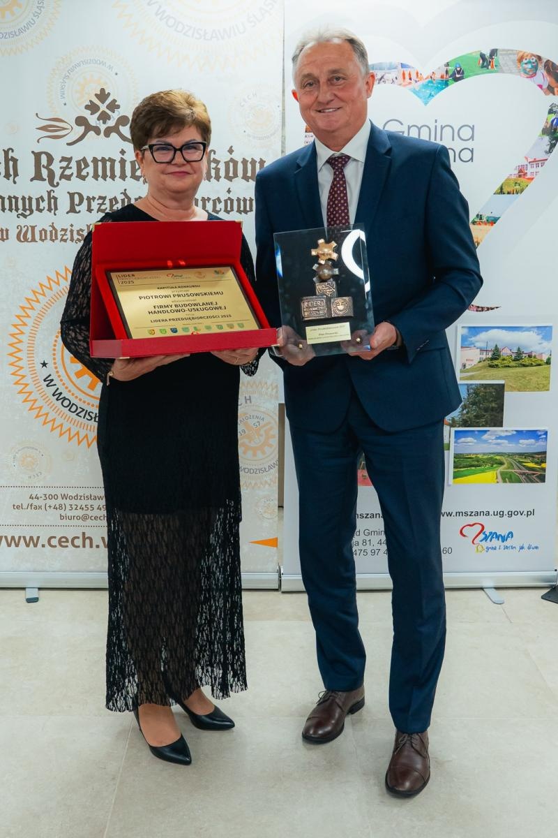 Zdjęcie w galerii na portalu naszwodzislaw.com: Liderzy przedsiębiorczości uhonorowani. Te firmy wyznaczają kierunek rozwoju regionu [FOTO] wiadomości z regionu