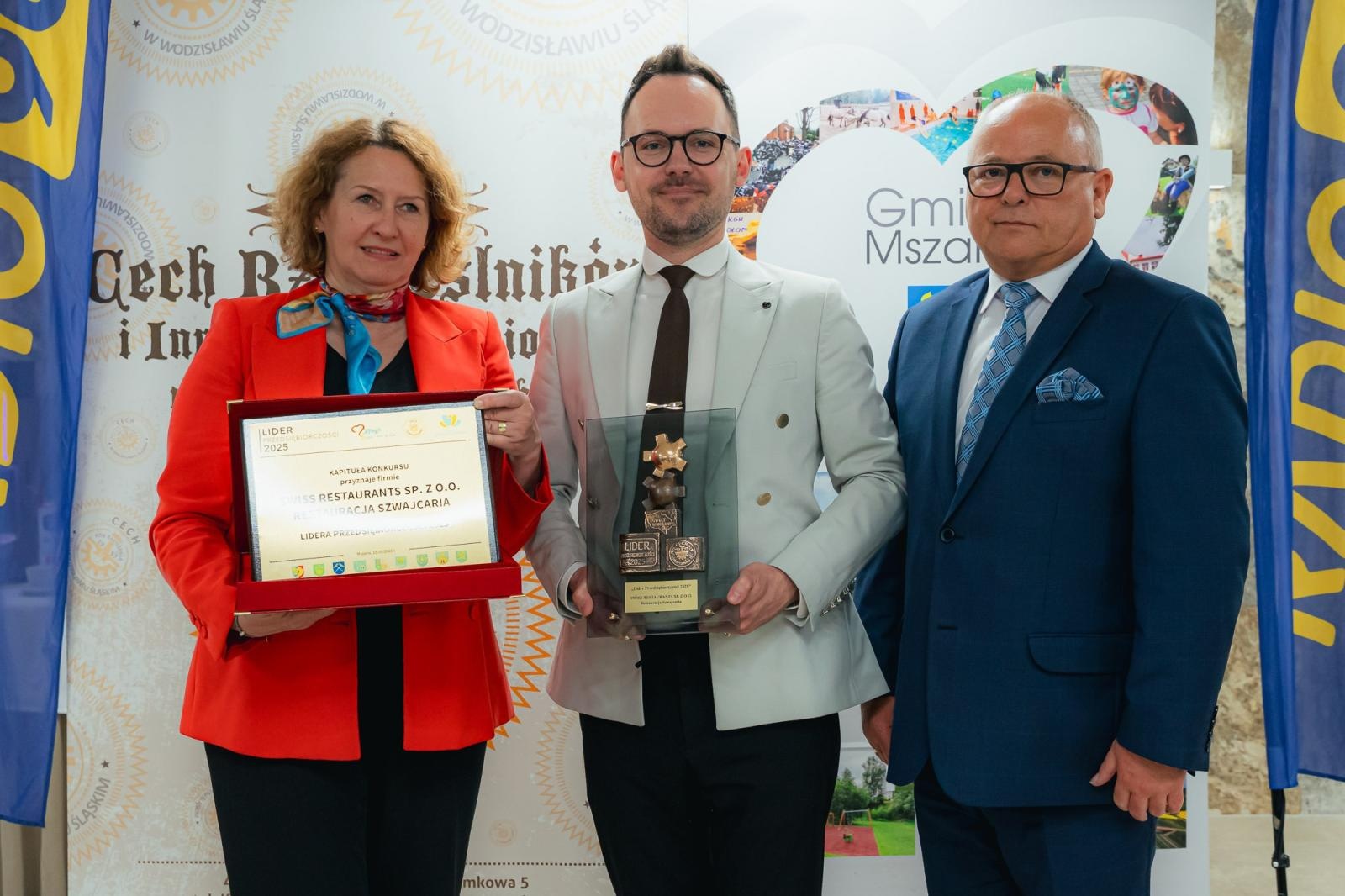 Zdjęcie w galerii na portalu naszwodzislaw.com: Liderzy przedsiębiorczości uhonorowani. Te firmy wyznaczają kierunek rozwoju regionu [FOTO] wiadomości z regionu