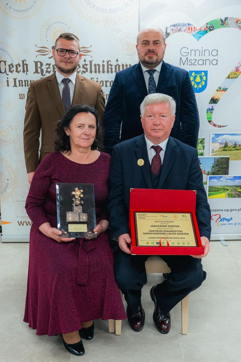 Zdjęcie w galerii na portalu naszwodzislaw.com: Liderzy przedsiębiorczości uhonorowani. Te firmy wyznaczają kierunek rozwoju regionu [FOTO] wiadomości z regionu