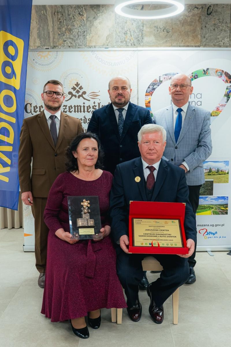 Zdjęcie w galerii na portalu naszwodzislaw.com: Liderzy przedsiębiorczości uhonorowani. Te firmy wyznaczają kierunek rozwoju regionu [FOTO] wiadomości z regionu