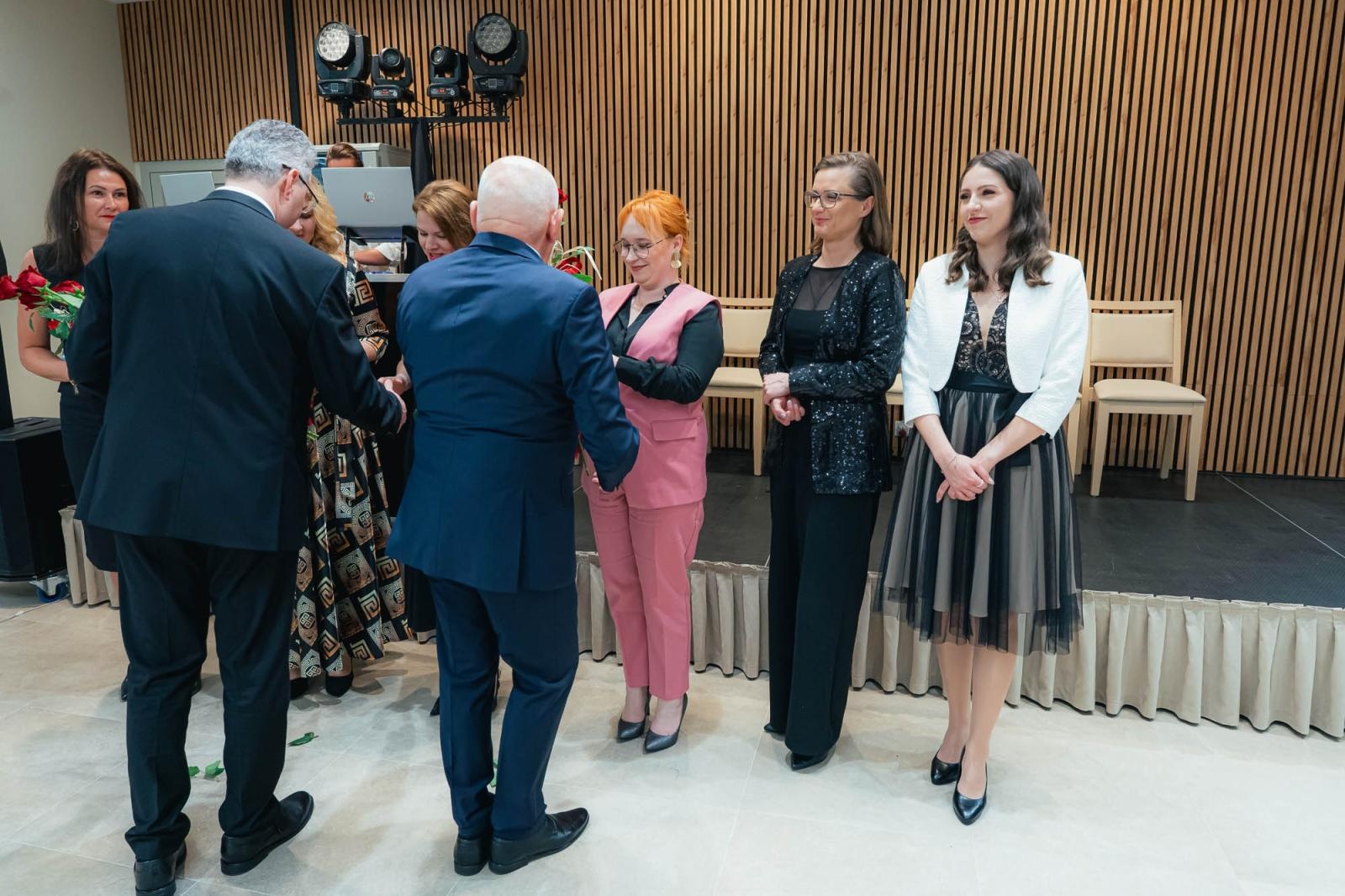 Zdjęcie w galerii na portalu naszwodzislaw.com: Liderzy przedsiębiorczości uhonorowani. Te firmy wyznaczają kierunek rozwoju regionu [FOTO] wiadomości z regionu