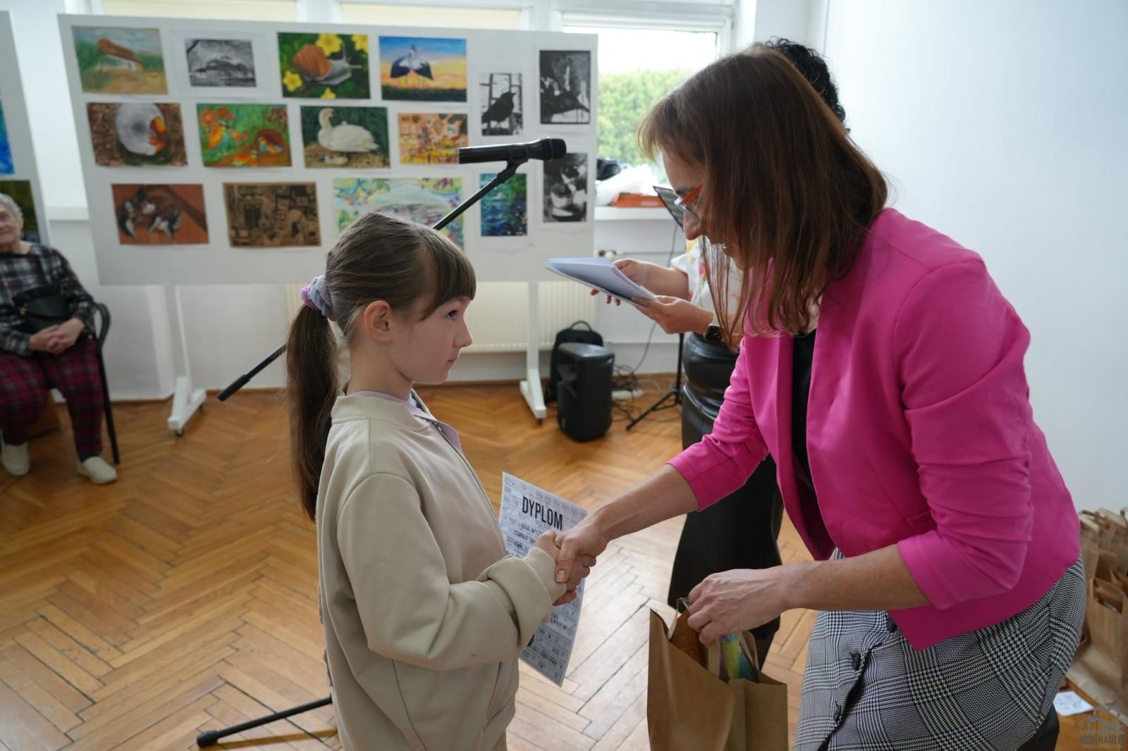 Zdjęcie w galerii na portalu naszwodzislaw.com: Jak dzieci widzą dom? Wyjątkowa wystawa pokonkursowa w Radlinie wiadomości z regionu