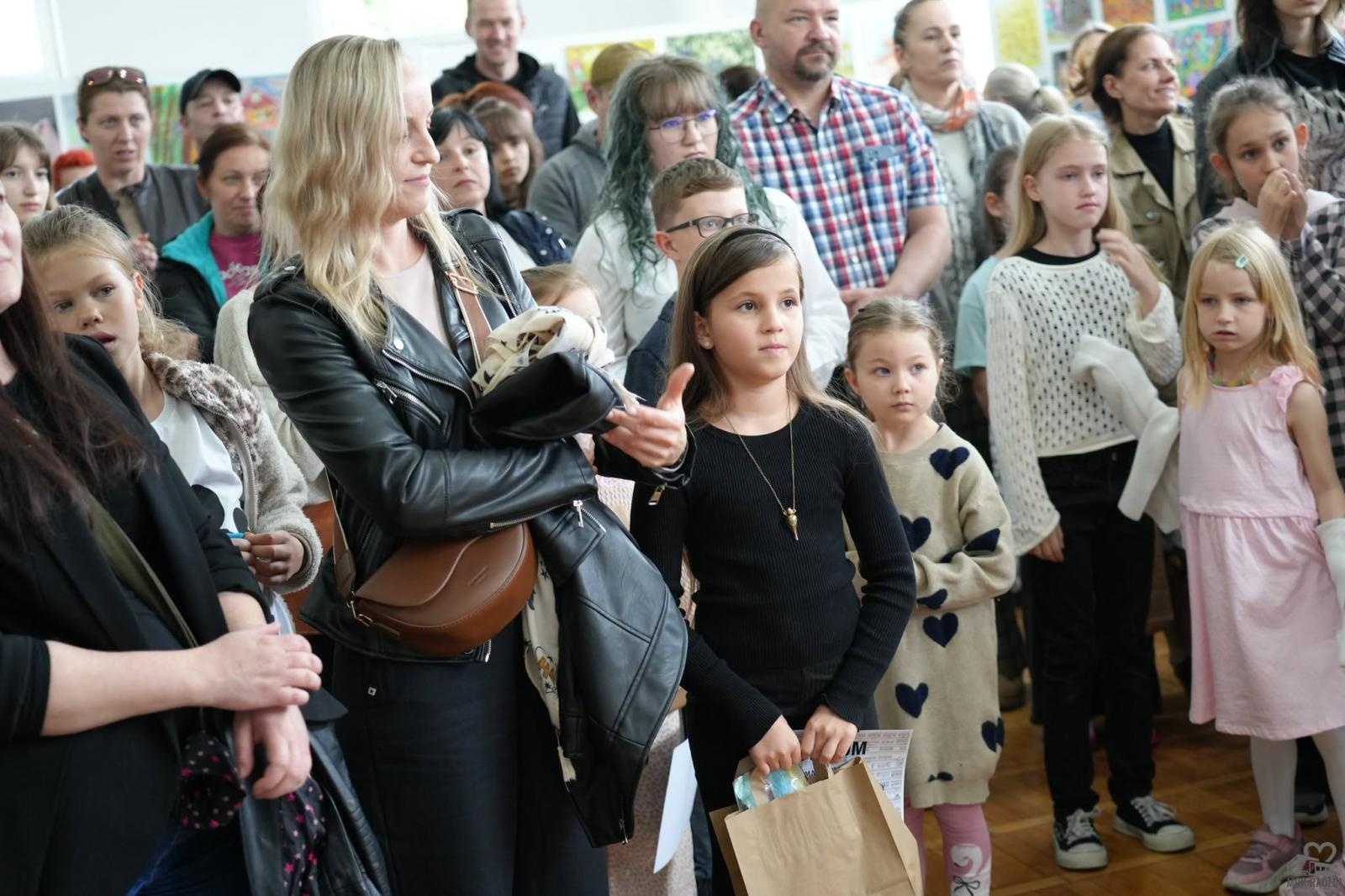 Zdjęcie w galerii na portalu naszwodzislaw.com: Jak dzieci widzą dom? Wyjątkowa wystawa pokonkursowa w Radlinie wiadomości z regionu