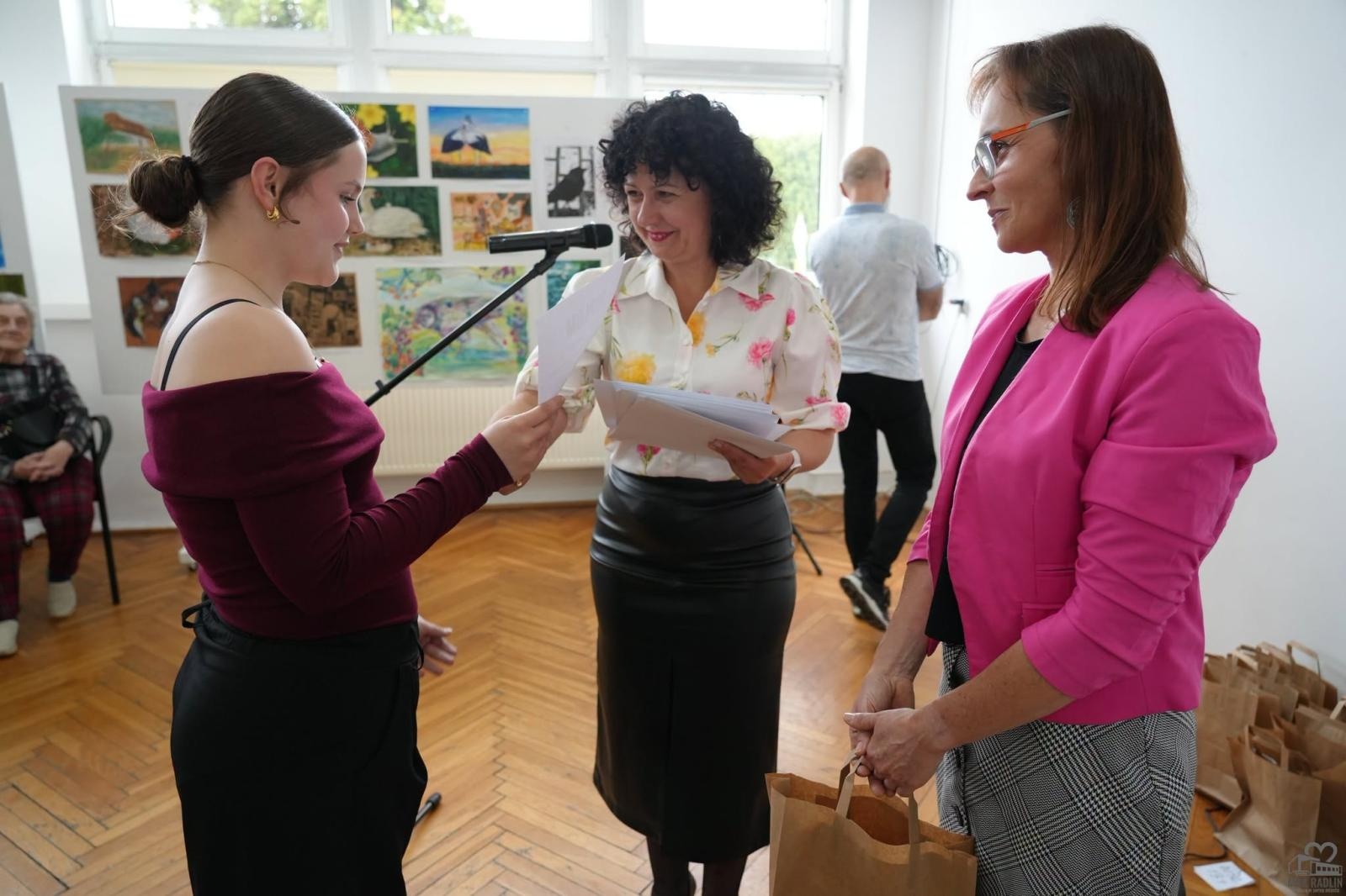 Zdjęcie w galerii na portalu naszwodzislaw.com: Jak dzieci widzą dom? Wyjątkowa wystawa pokonkursowa w Radlinie wiadomości z regionu
