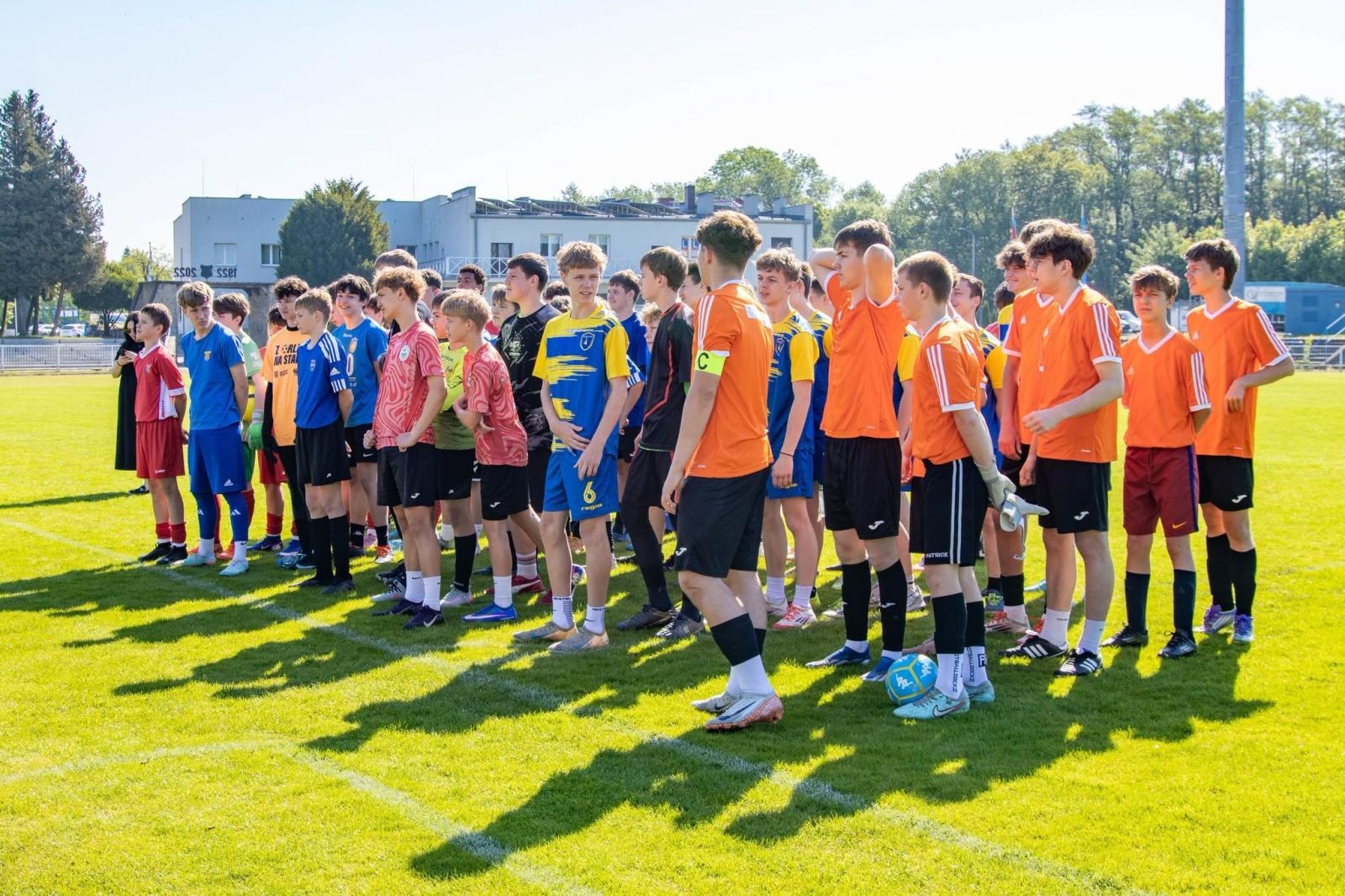 Zdjęcie w galerii na portalu naszwodzislaw.com: Sport, rywalizacja i edukacja. Ruszyła kolejna edycja turnieju Z głową w sieci wiadomości z regionu