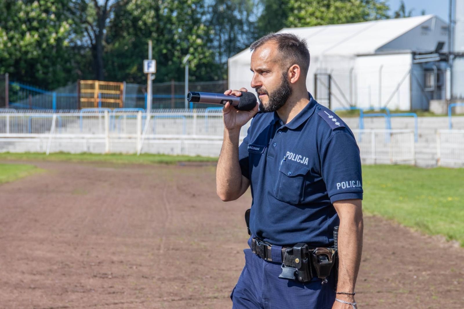 Zdjęcie w galerii na portalu naszwodzislaw.com: Sport, rywalizacja i edukacja. Ruszyła kolejna edycja turnieju Z głową w sieci wiadomości z regionu